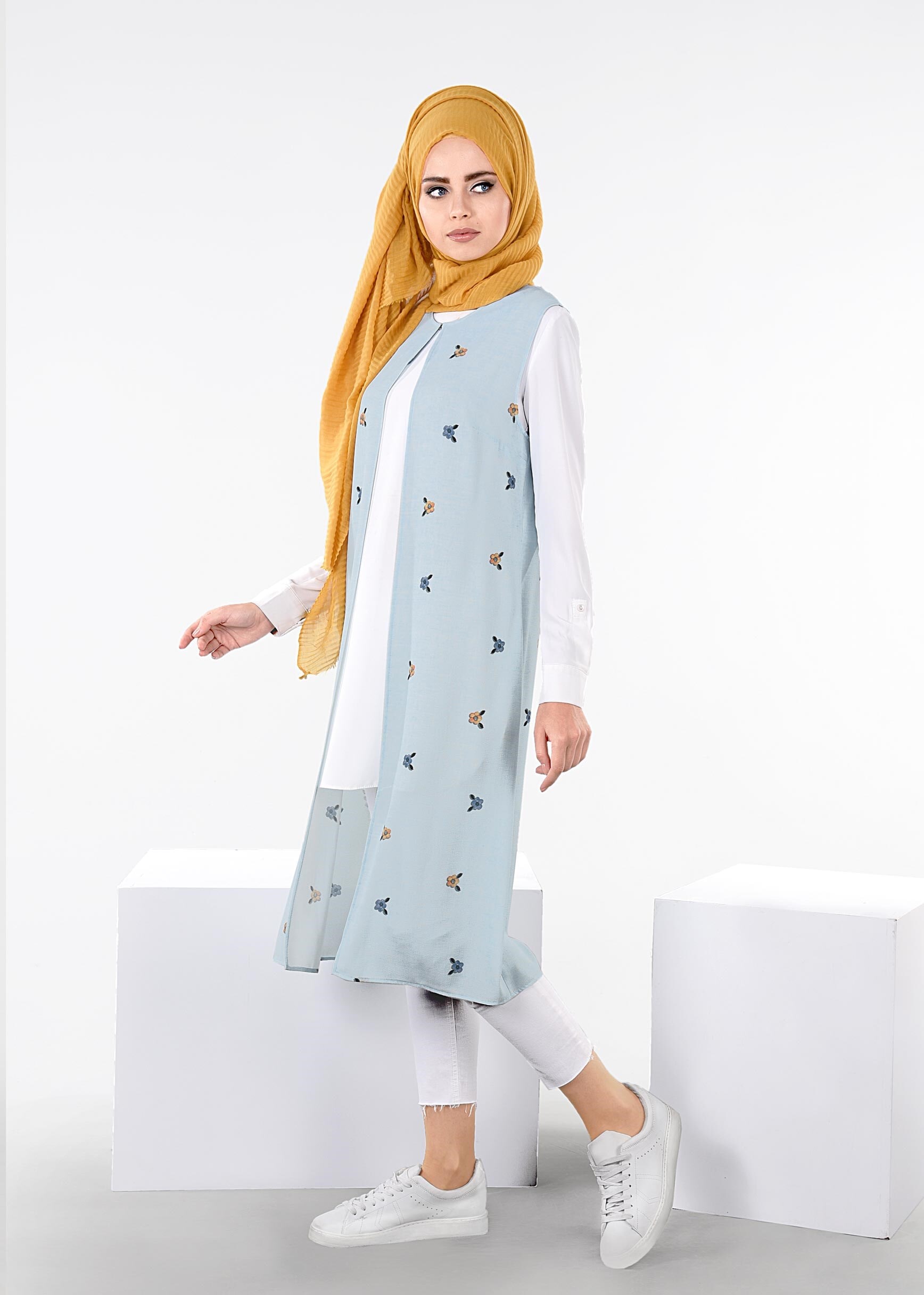 Tesettür giyim MAVİ 4385-1 CAPRİ 11974 YELEK 40/42