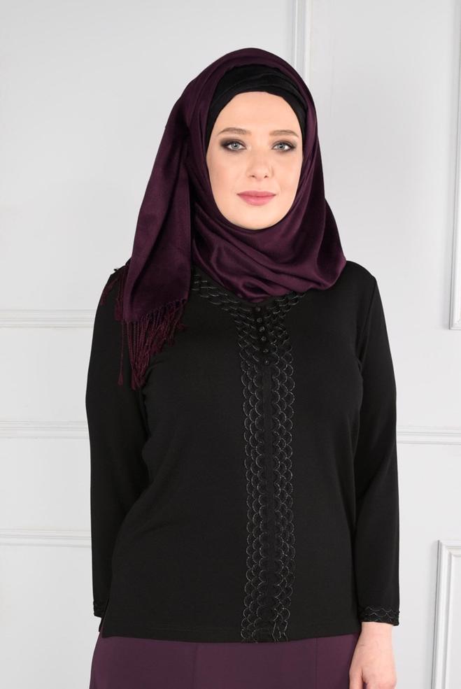 Tesettür giyim SİYAH NAKIŞLI V YAKA TRİKO BLUZ 2765 - ALVİNA