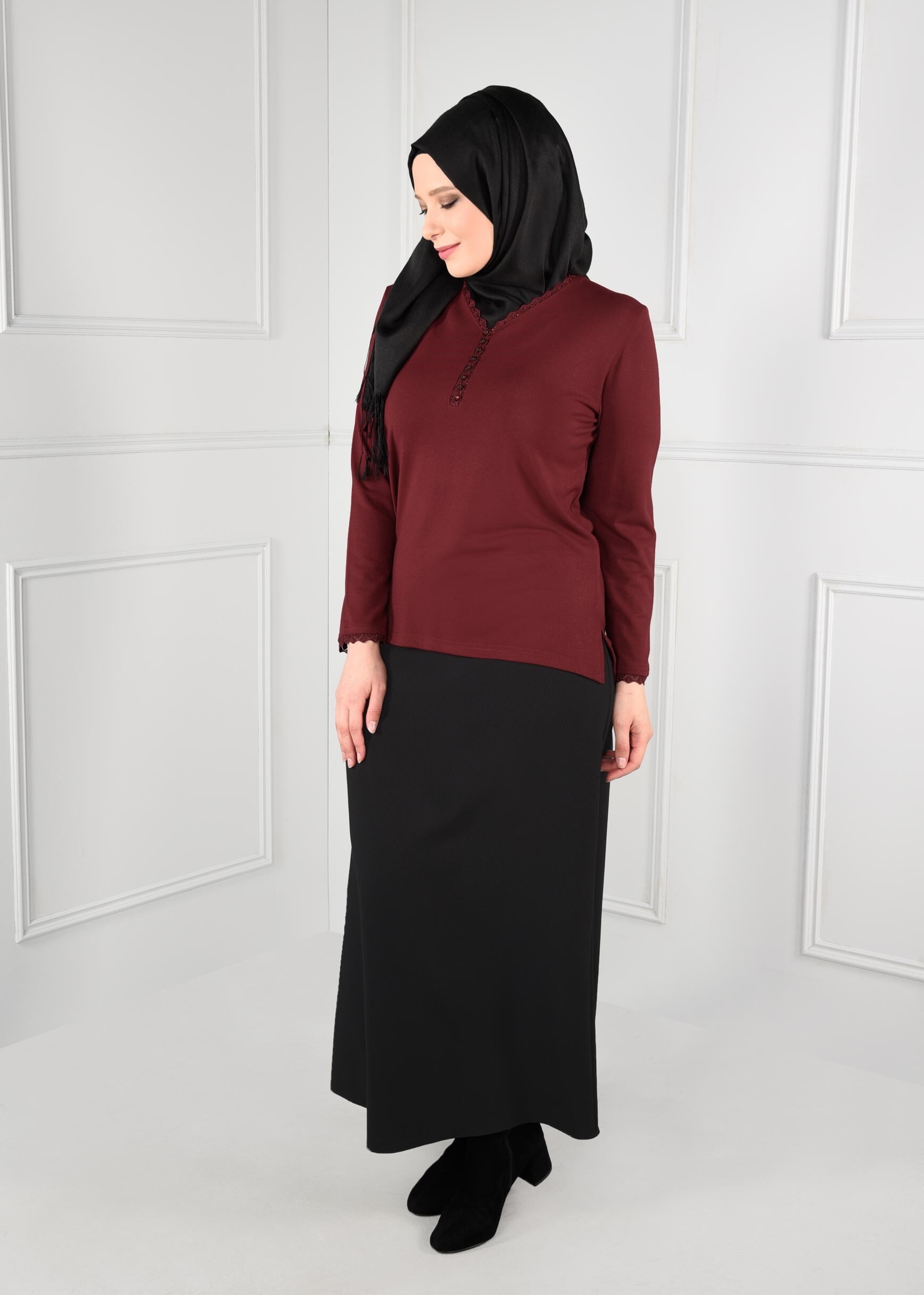 Tesettür giyim KIRMIZI V YAKA TRİKO BLUZ 2770