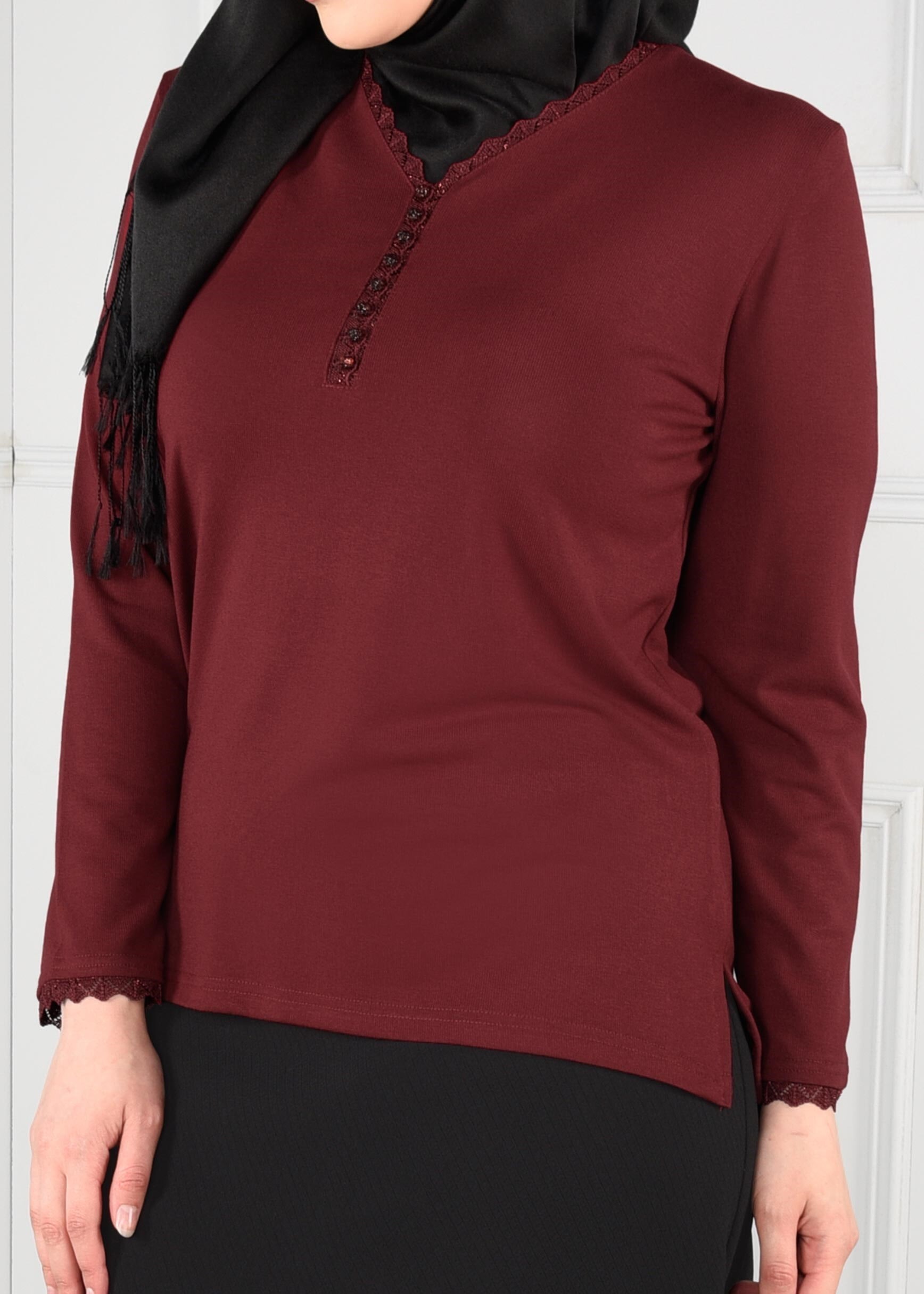 Tesettür giyim KIRMIZI V YAKA TRİKO BLUZ 2770