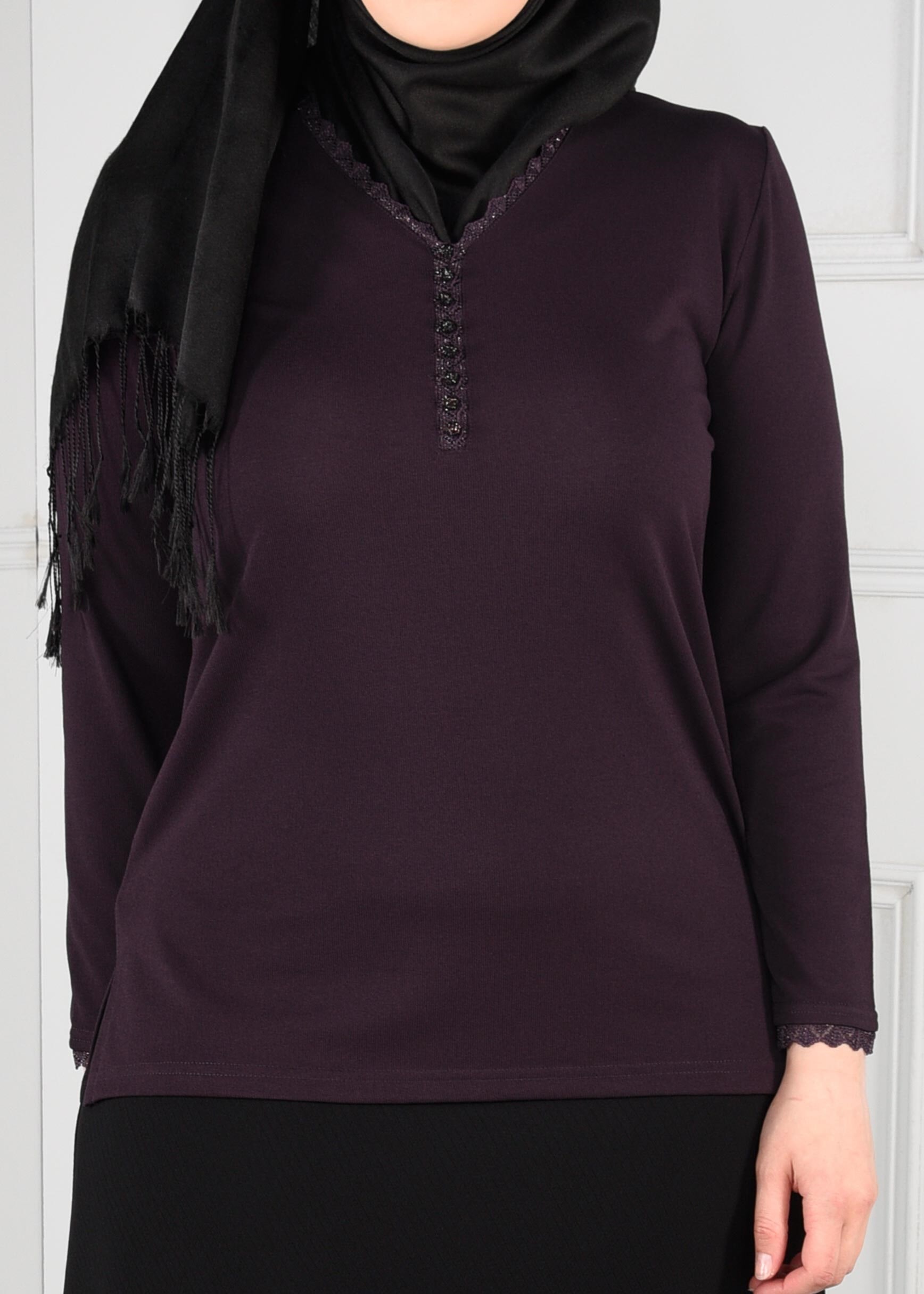 Tesettür giyim MÜRDÜM V YAKA TRİKO BLUZ 2770