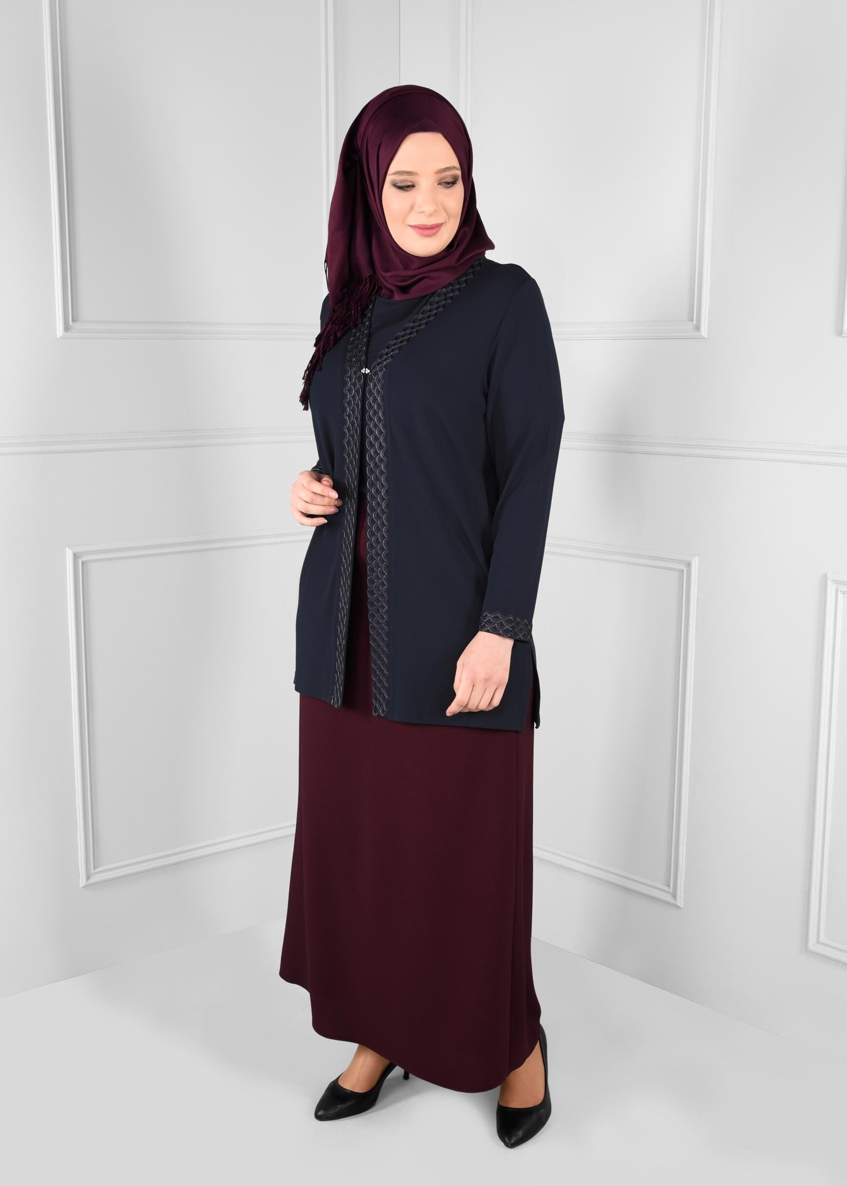 Hijab clothing NAVY BLUE EMBROIDERED KNIT TOP 2773 