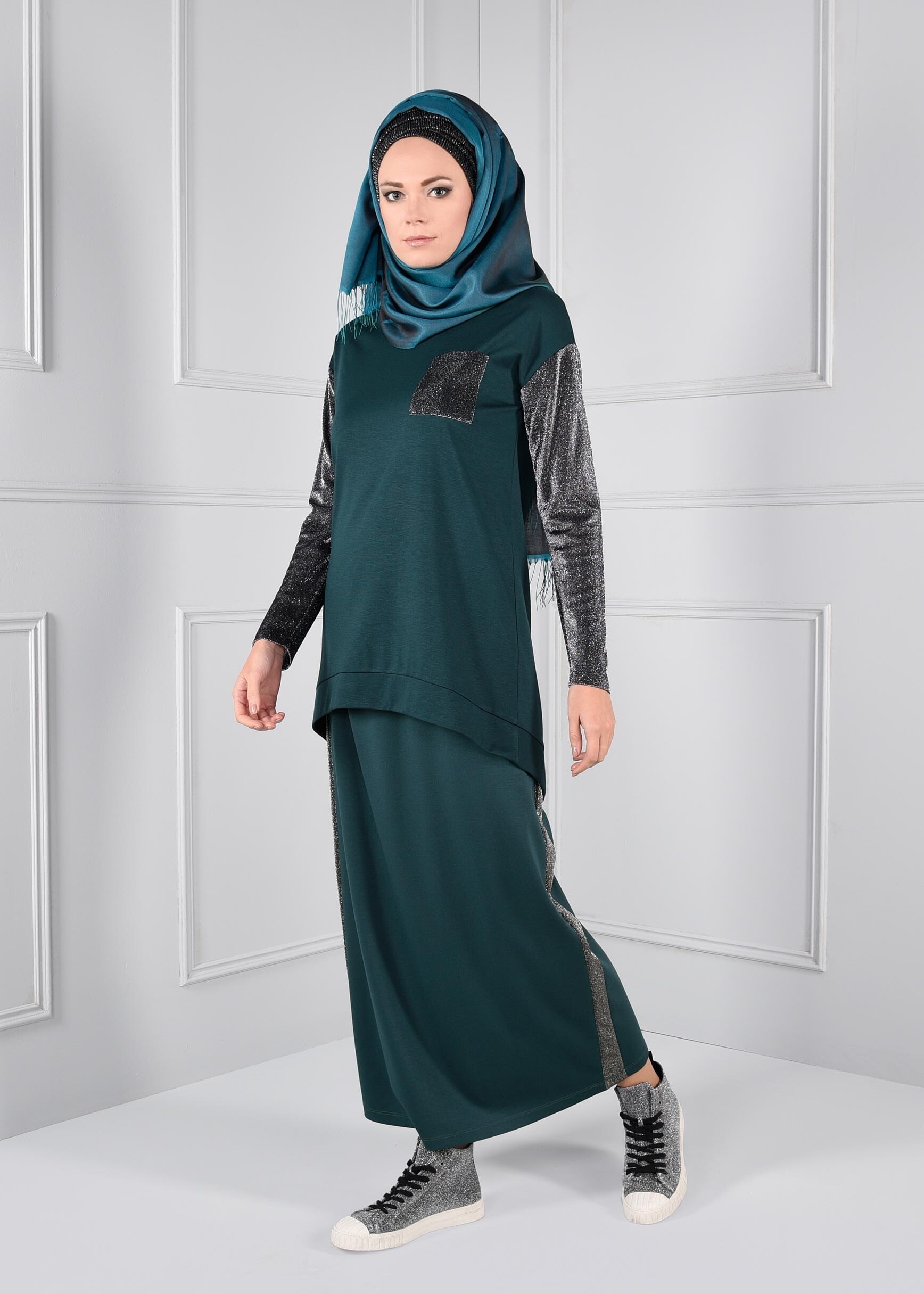 Tesettür giyim YEŞİL KOLLARI SİMLİ CEPLİ BLUZ 4609