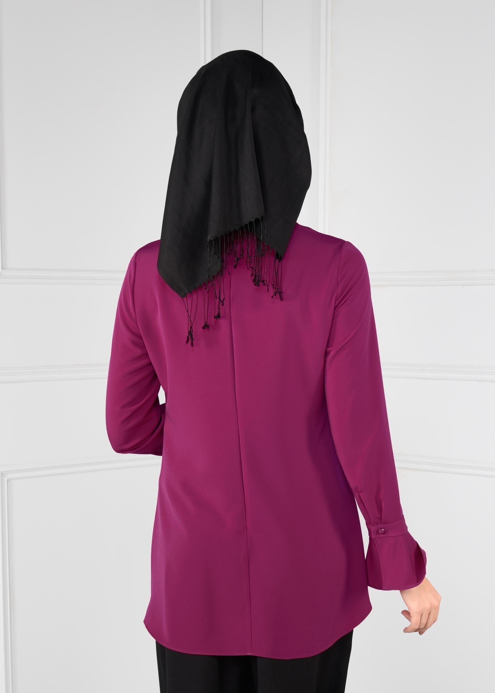 Tesettür giyim FUŞYA GÜPÜR DETAYLI FERMUARLI ASİMETRİK KESİM KREP BLUZ 4686