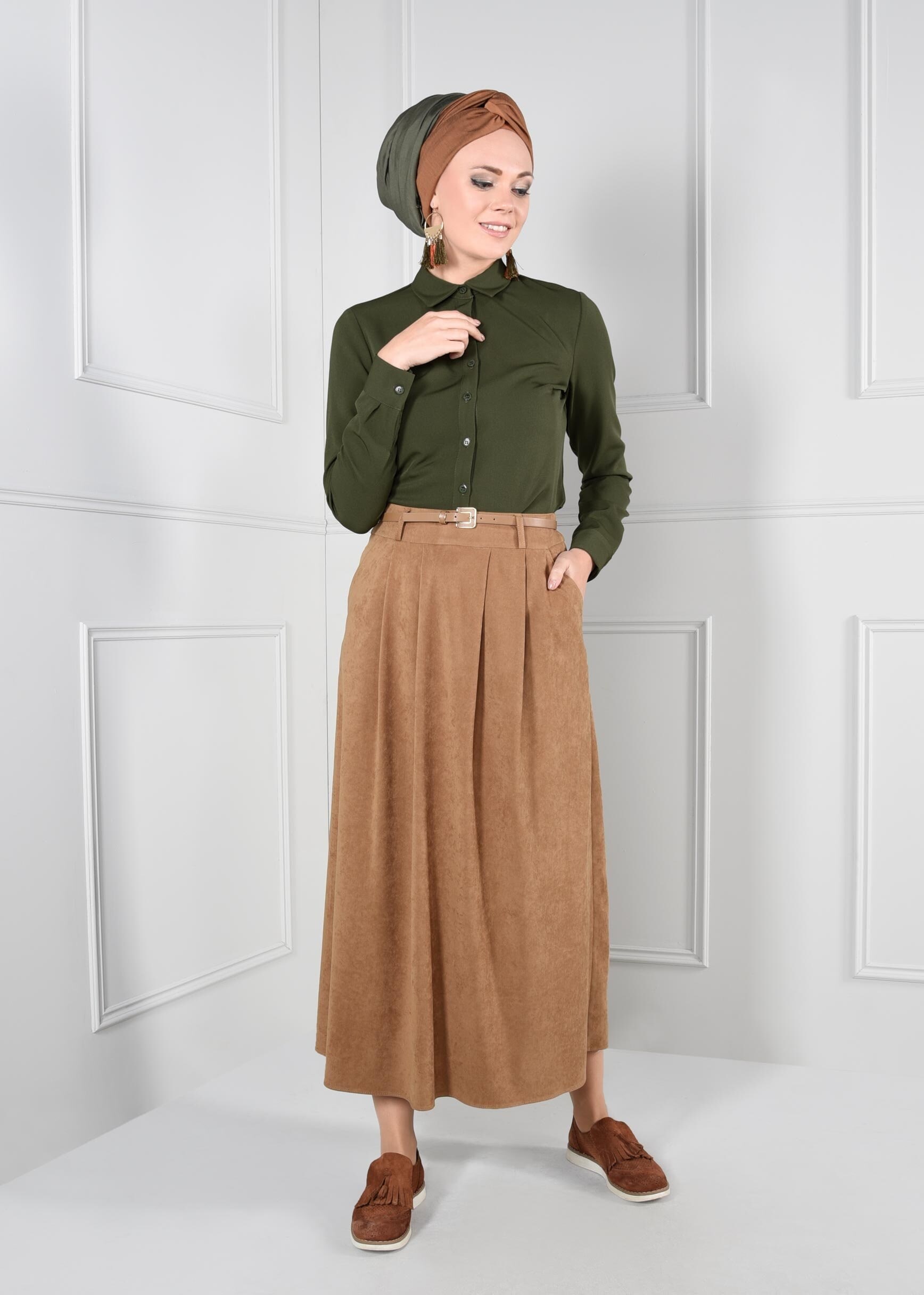 Tesettür giyim HAKİ DÜĞMELİ ERKEK YAKA BLUZ 4688