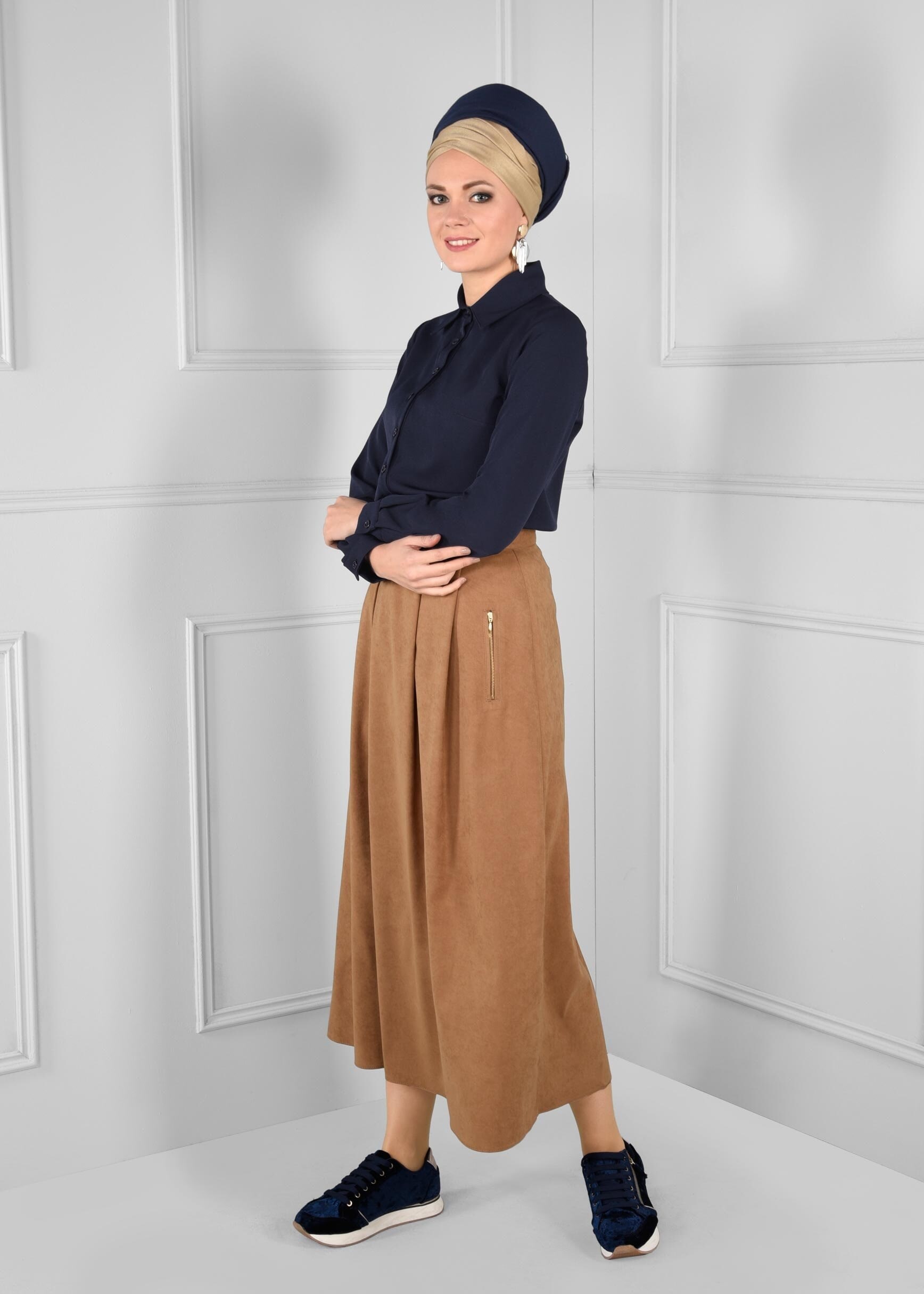 Tesettür giyim LACİVERT DÜĞMELİ ERKEK YAKA BLUZ 4688