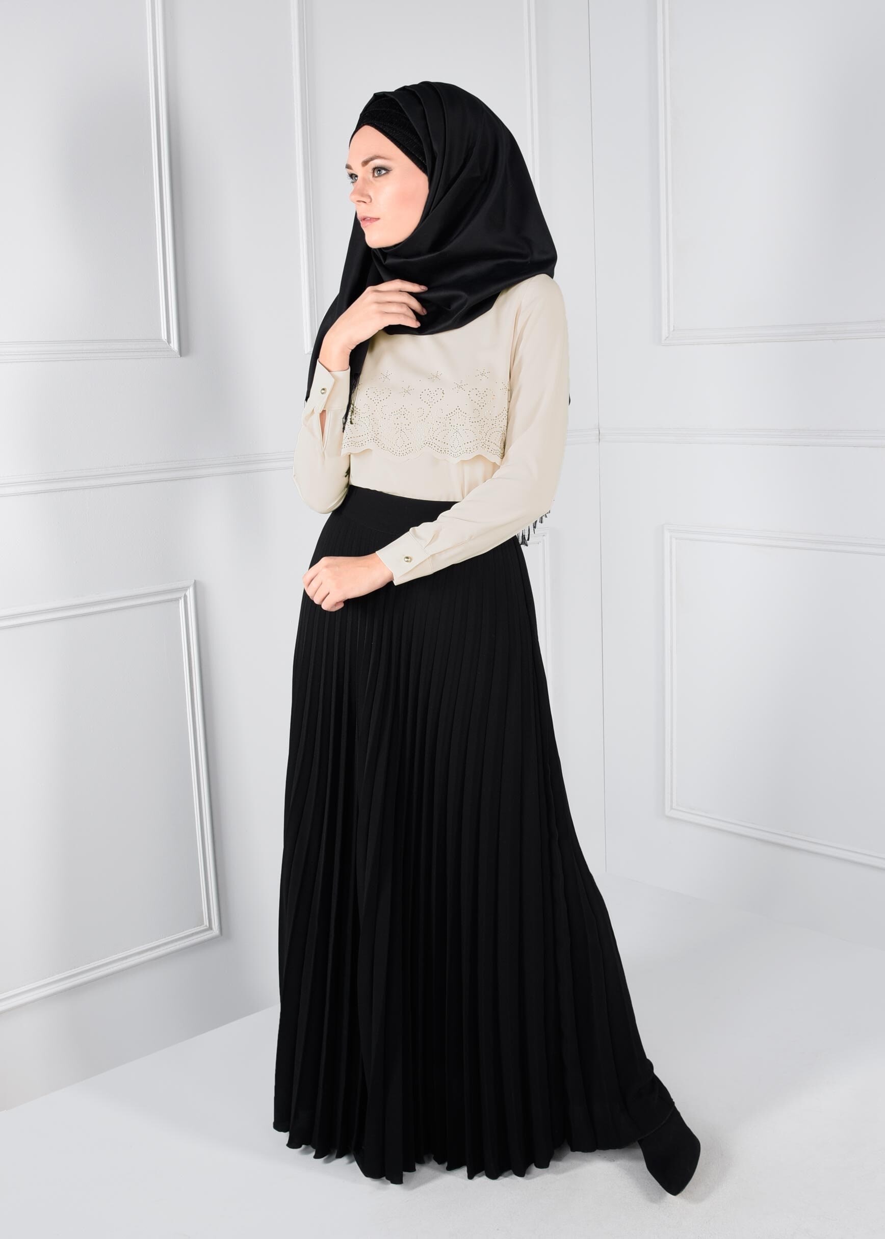 Tesettür giyim BEJ TAŞ BASKILI KREP BLUZ 4690