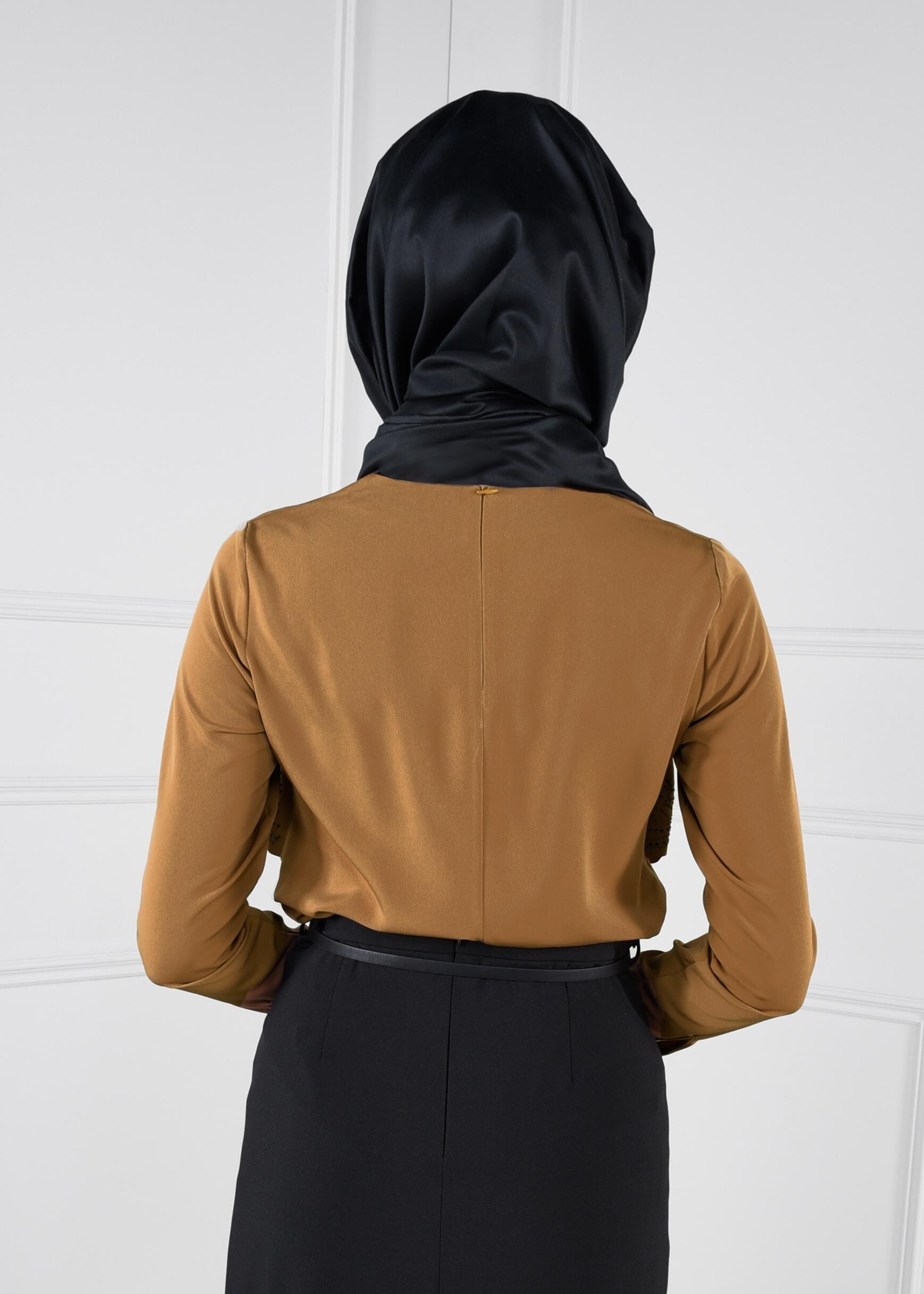 Tesettür giyim KAHVE TAŞ BASKILI KREP BLUZ 4690