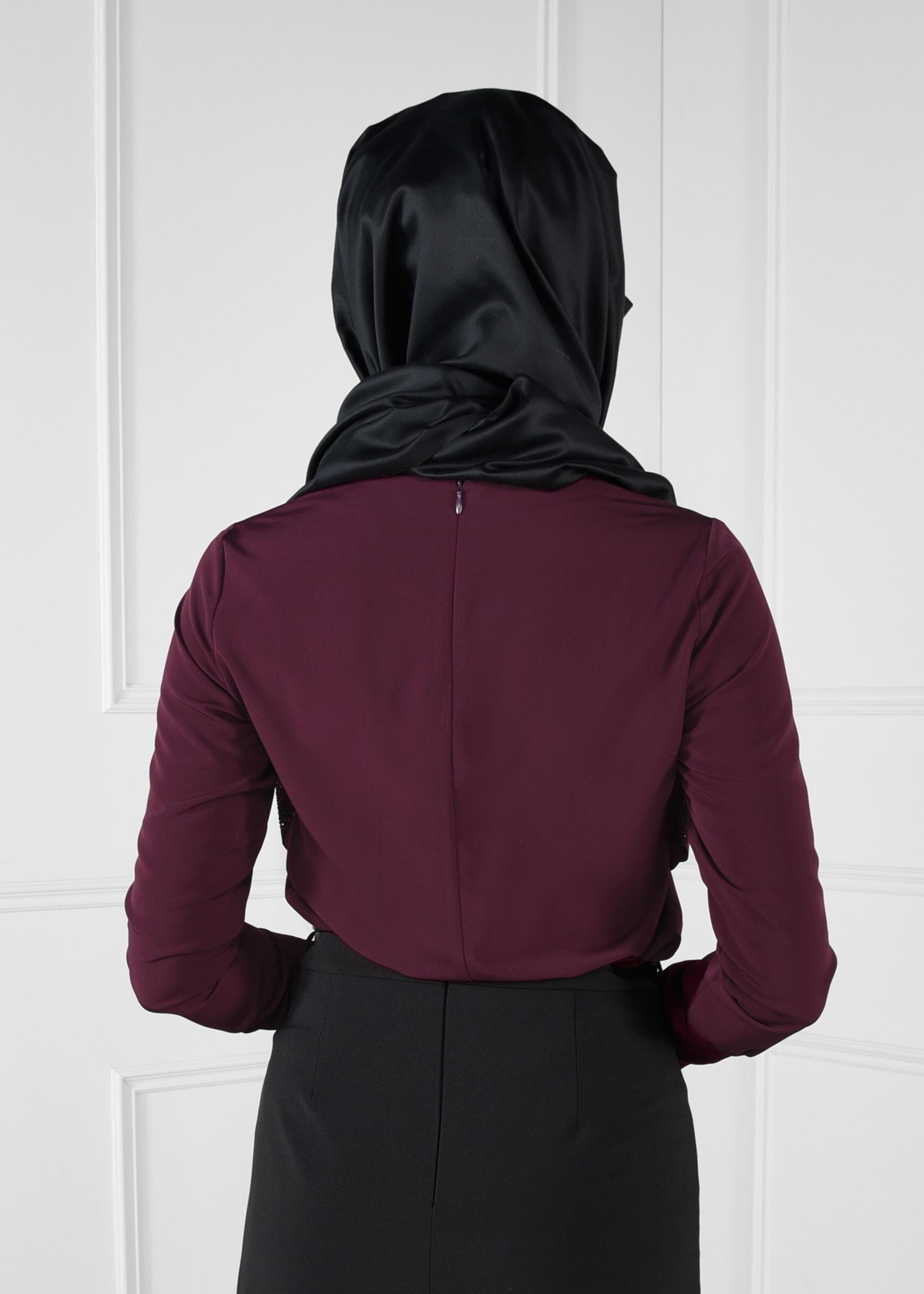 Tesettür giyim MÜRDÜM TAŞ BASKILI KREP BLUZ 4690