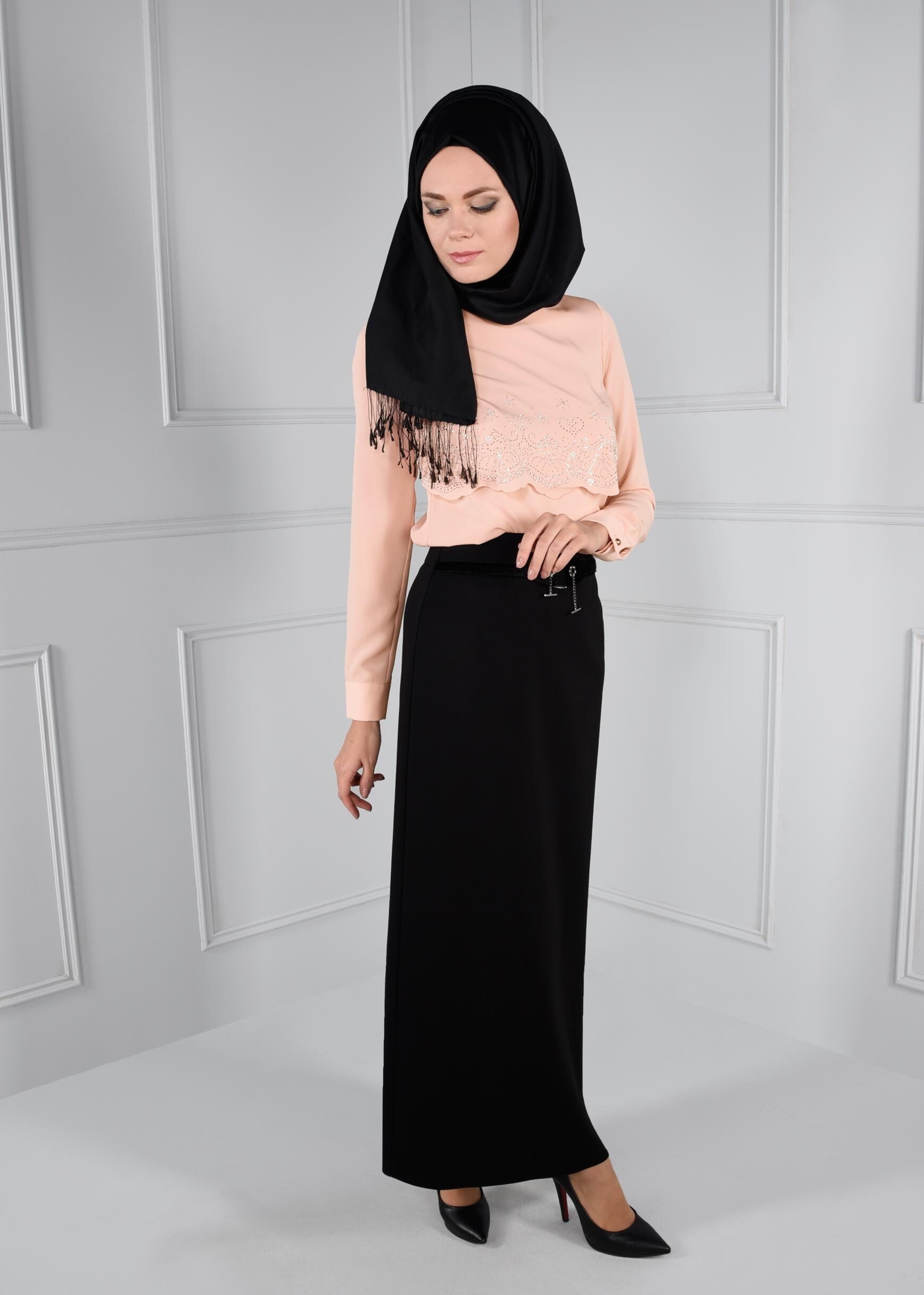 Tesettür giyim PUDRA TAŞ BASKILI KREP BLUZ 4690