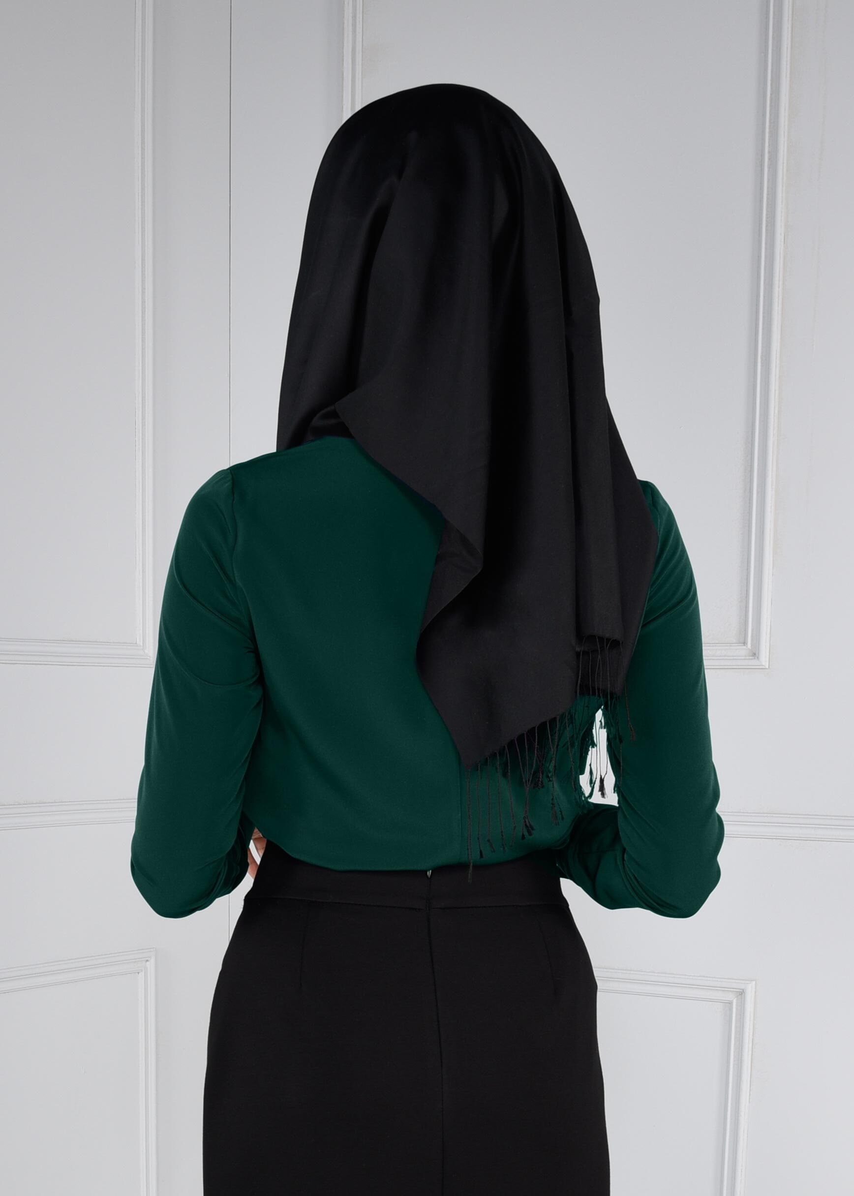 Tesettür giyim YEŞİL TAŞ BASKILI KREP BLUZ 4690