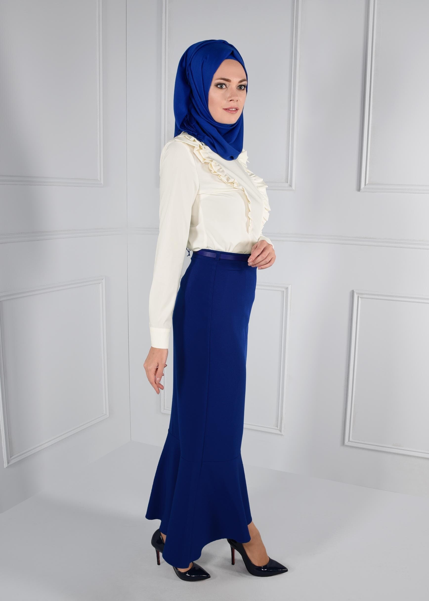 Tesettür giyim BEYAZ FIRFIRLI FERMUARLI BLUZ 4715