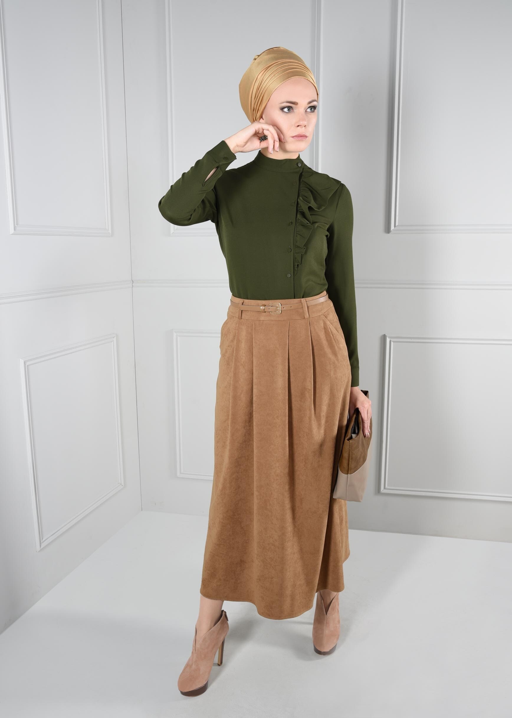 Tesettür giyim HAKİ DÜĞMELİ FIRFIR DETAYLI BLUZ 4716