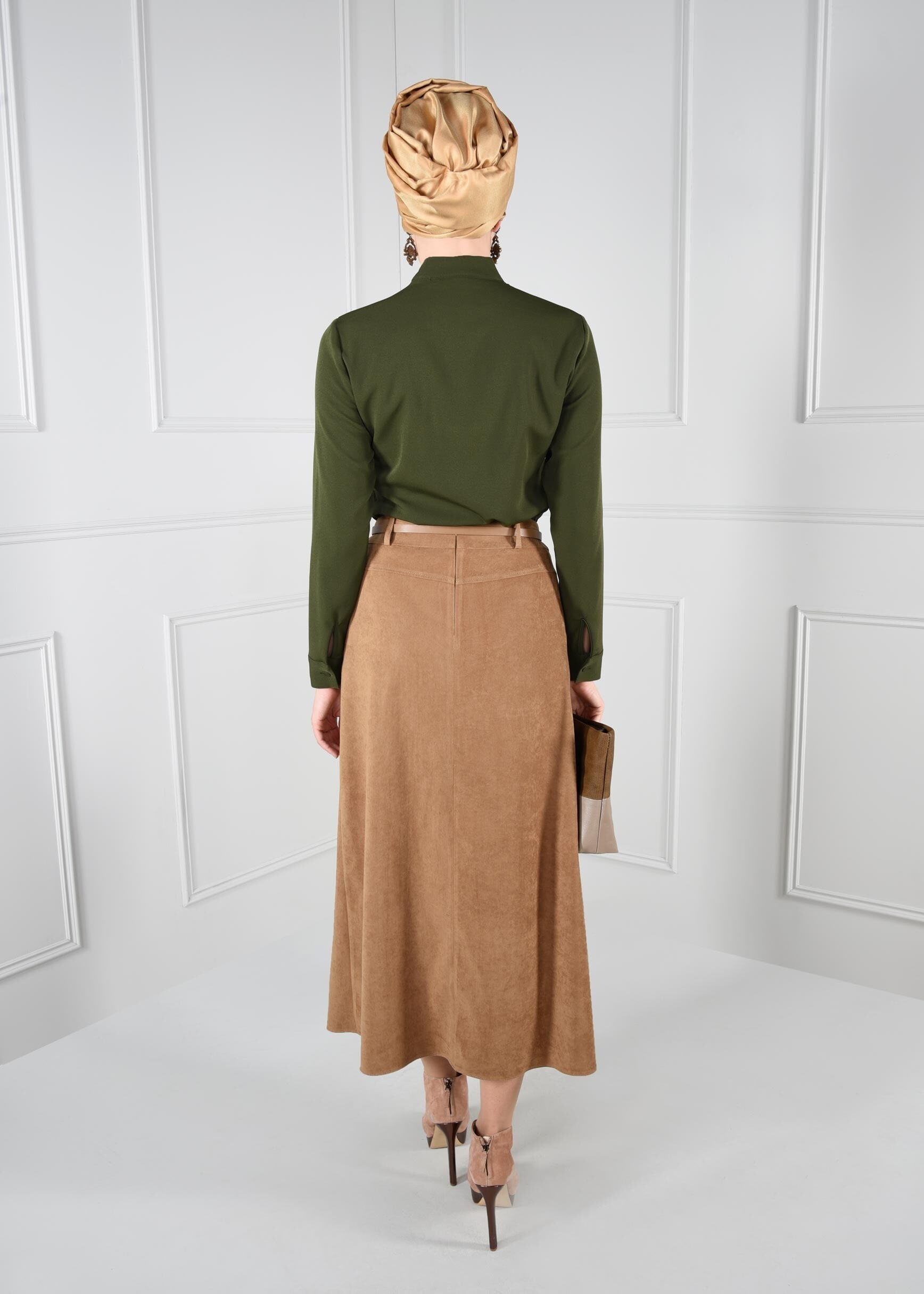 Tesettür giyim HAKİ DÜĞMELİ FIRFIR DETAYLI BLUZ 4716