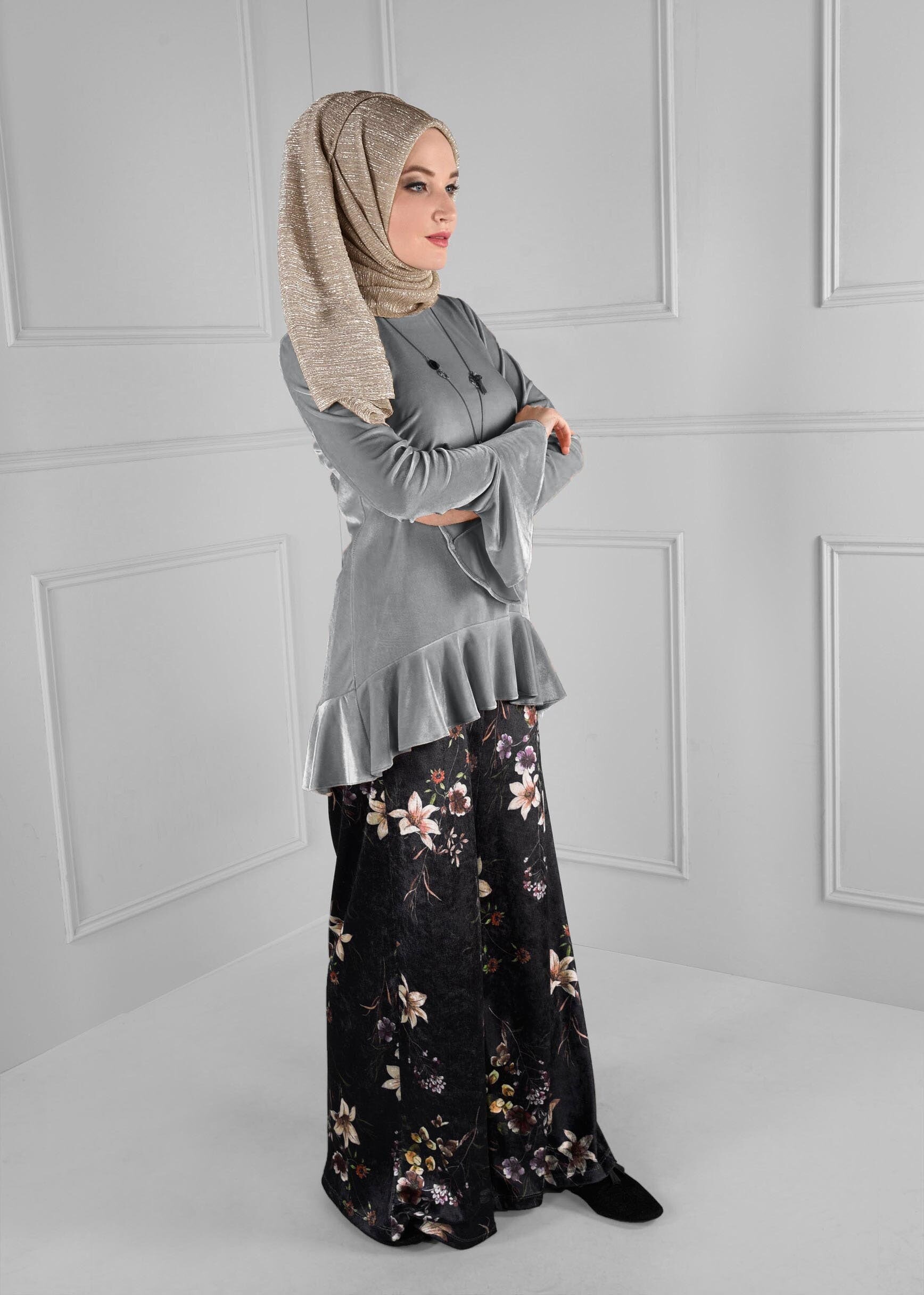 Tesettür giyim GRİ VOLANLI KADİFE BLUZ 4737