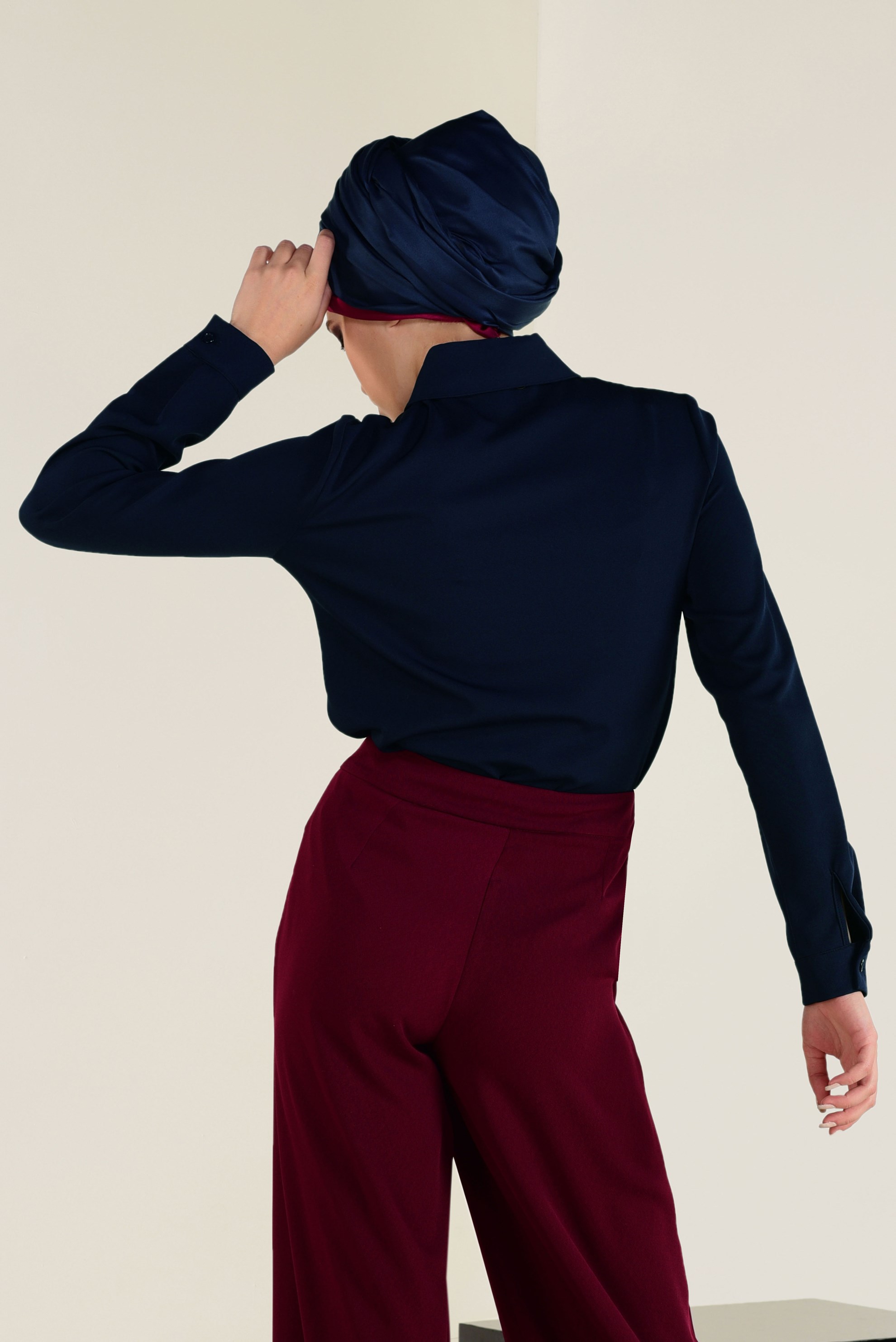 Tesettür giyim LACİVERT ERKEK YAKA DAR BLUZ 4751 