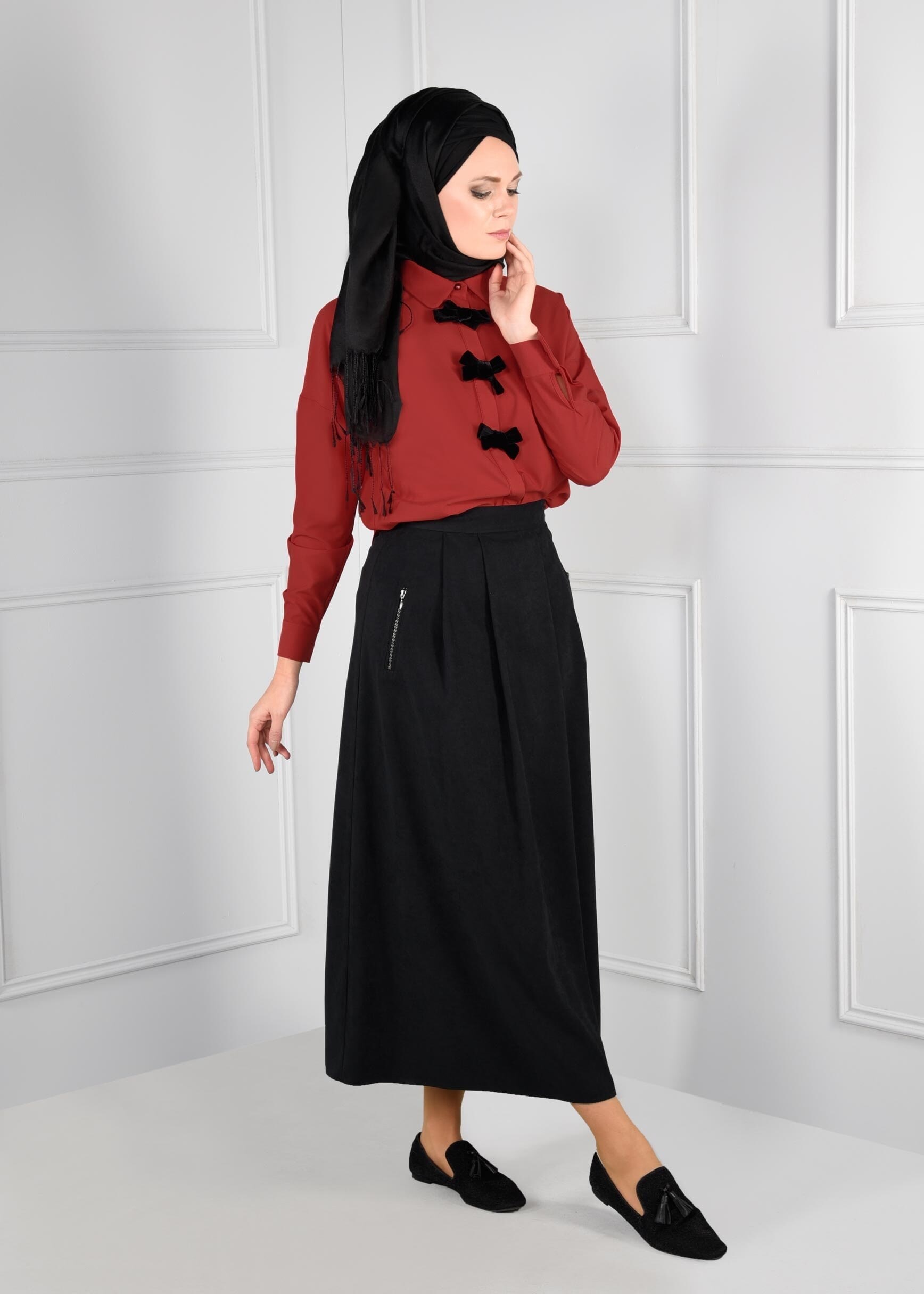 Tesettür giyim KIRMIZI FİYONK DETAYLI BLUZ 4767