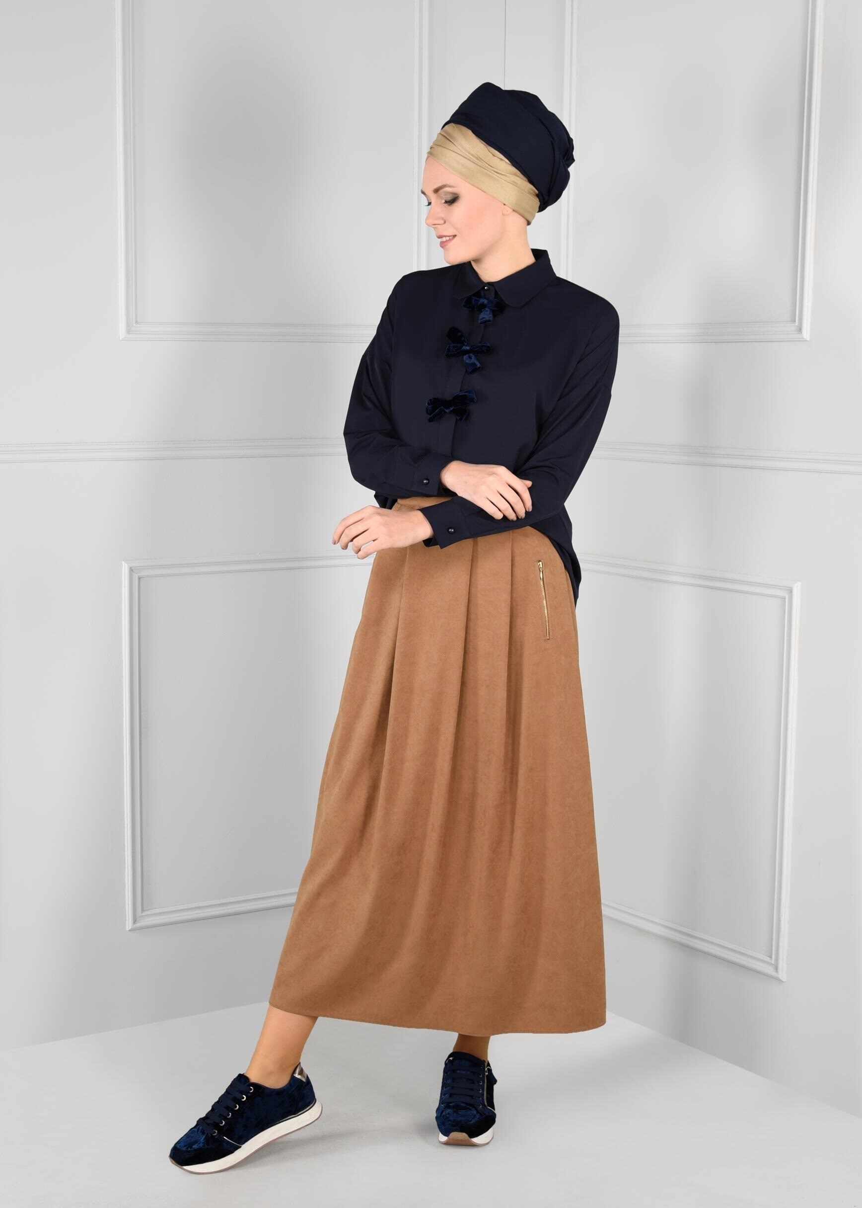 Tesettür giyim LACİVERT FİYONK DETAYLI BLUZ 4767