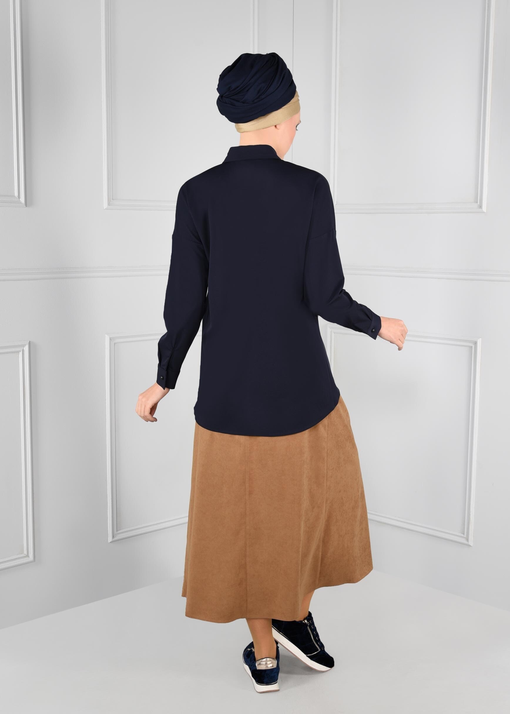 Tesettür giyim LACİVERT FİYONK DETAYLI BLUZ 4767