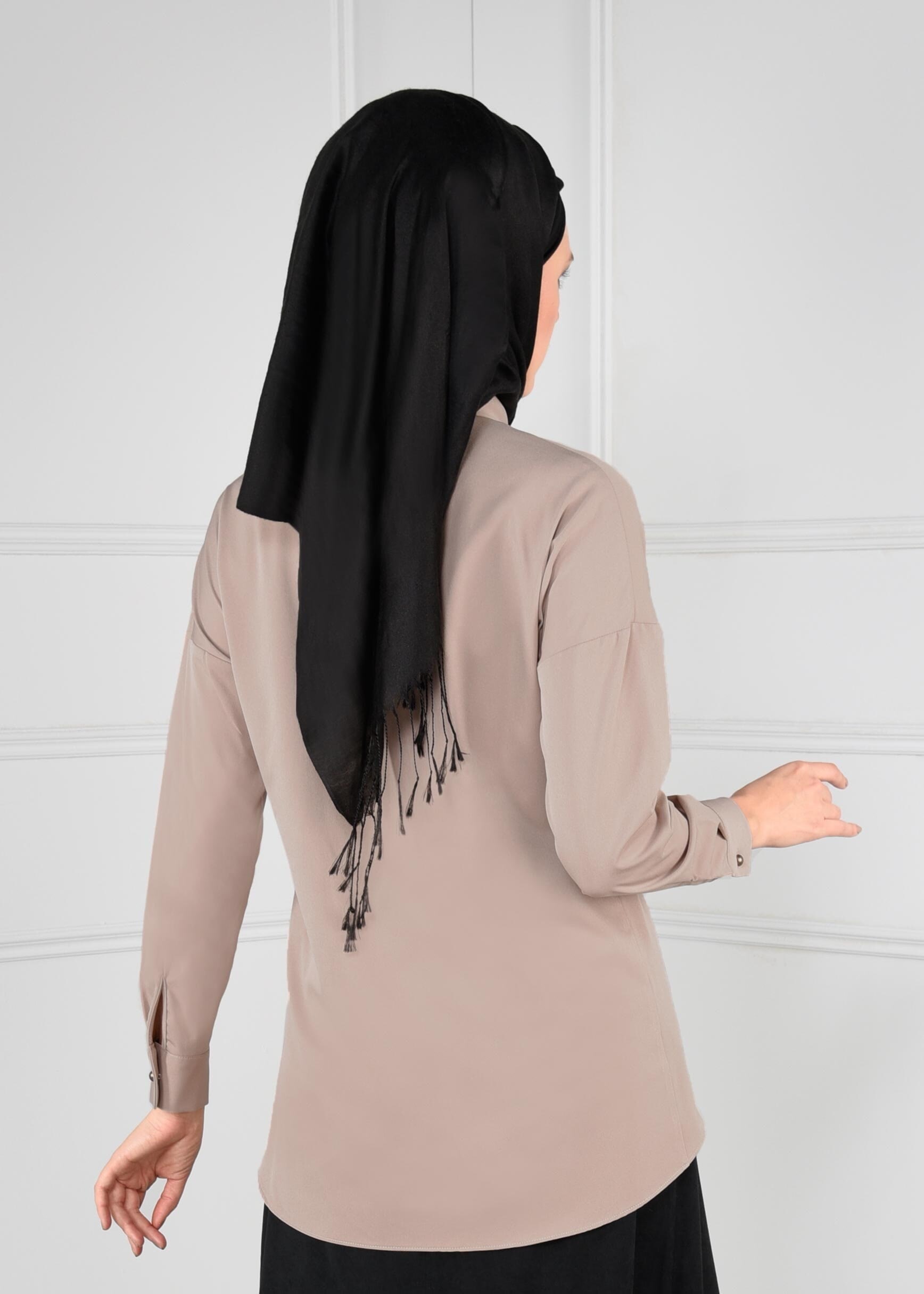 Tesettür giyim KUM FİYONK DETAYLI BLUZ 4767