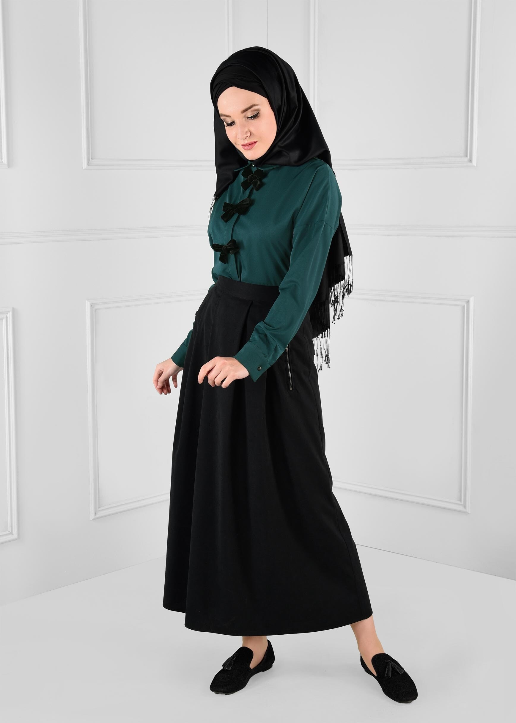 Tesettür giyim YEŞİL FİYONK DETAYLI BLUZ 4767