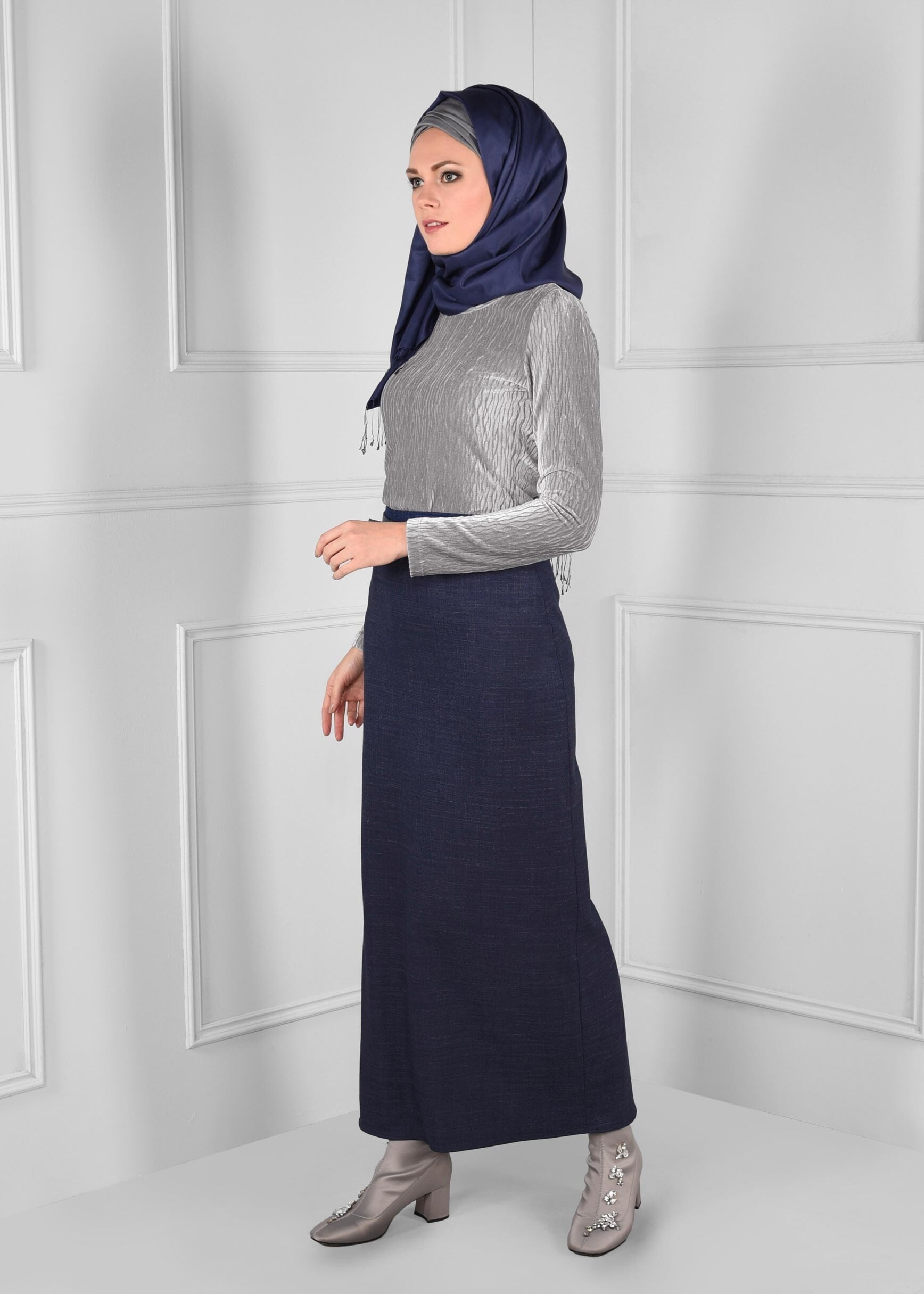 Tesettür giyim GRİ KADİFE PİLİSE BLUZ 4858