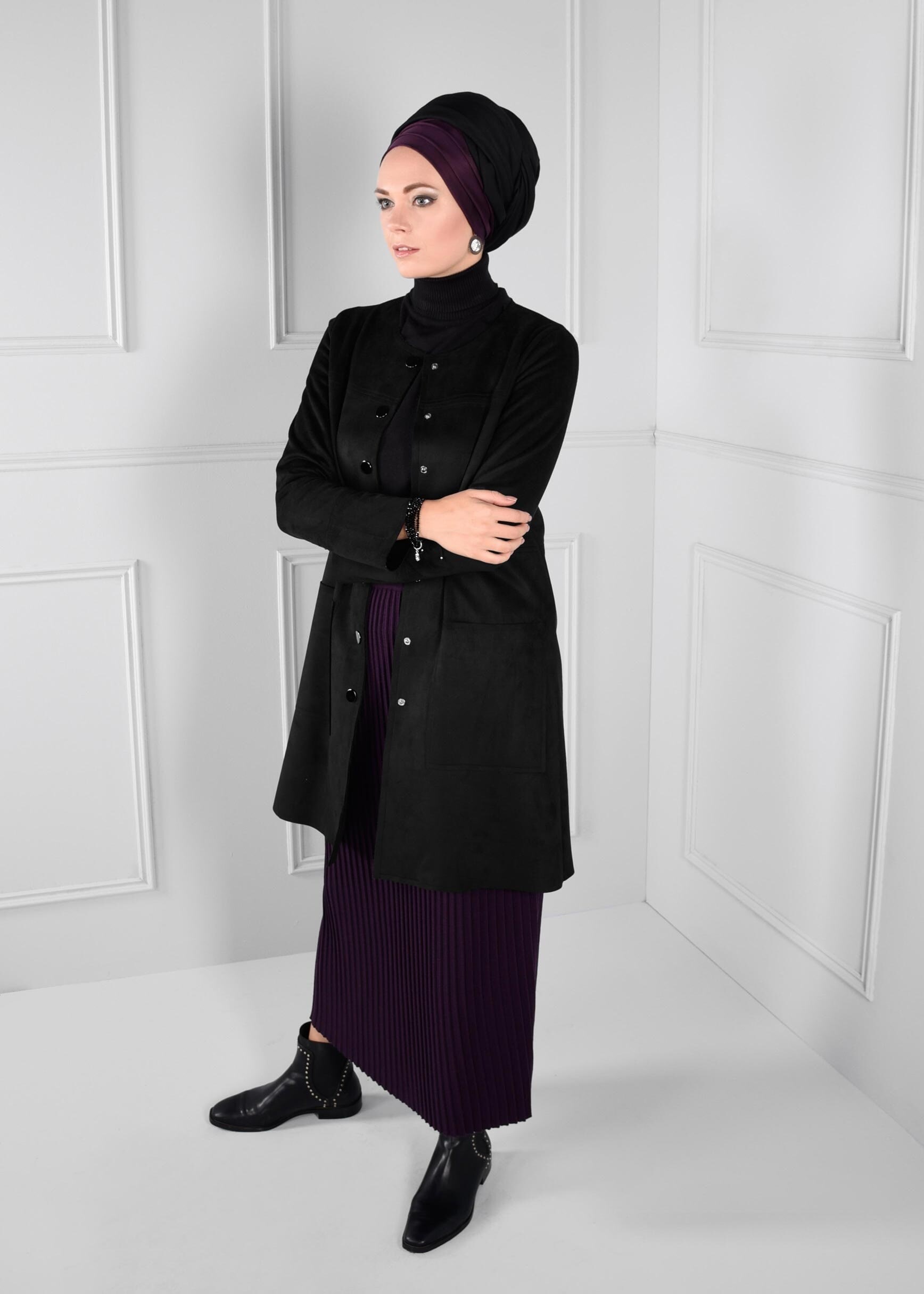 Tesettür giyim SİYAH BOYDAN DÜĞMELİ CEPLİ SÜET CEKET 4703 