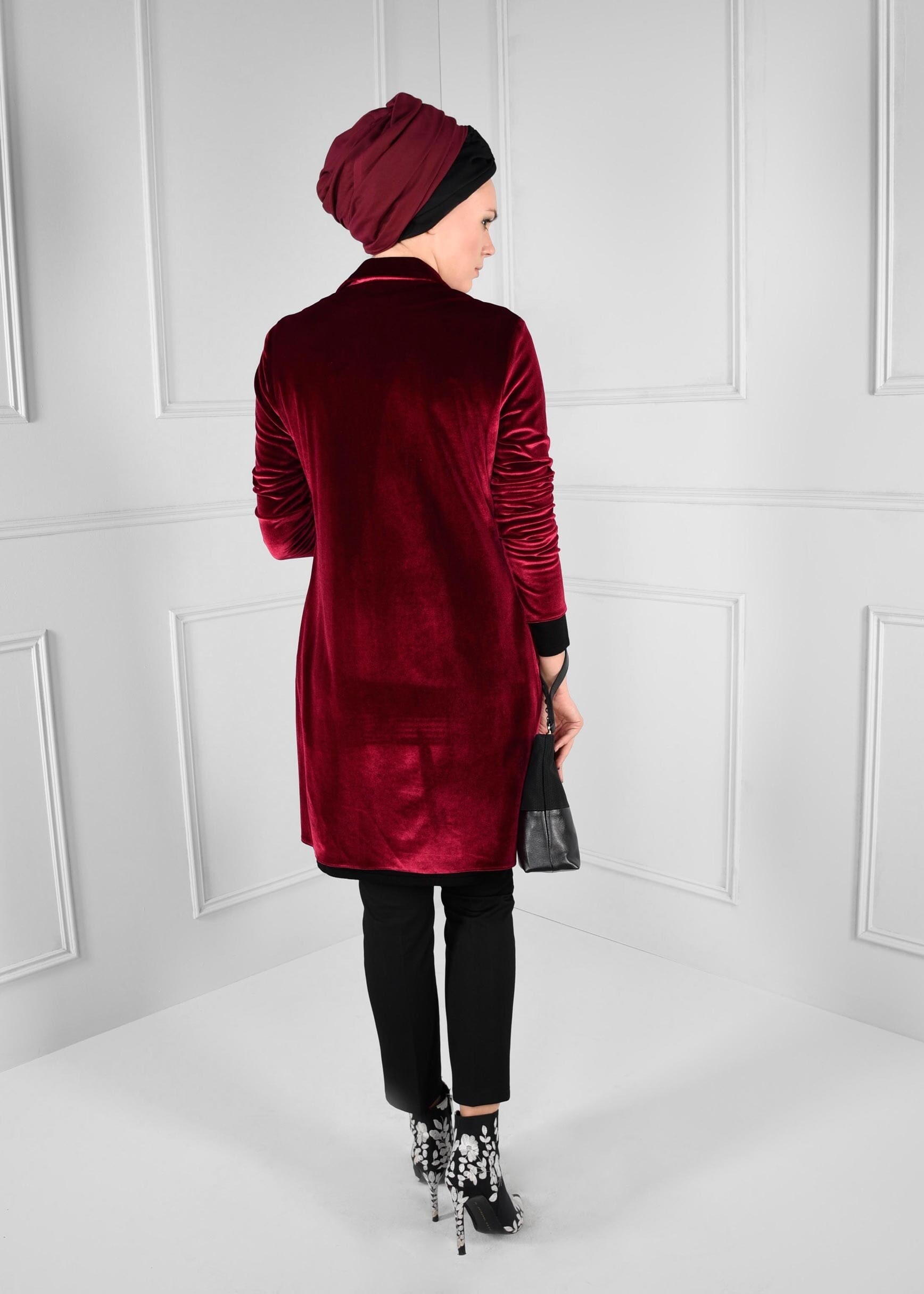 Tesettür giyim BORDO DÜĞME DETAYLI KADİFE CEKET 4729