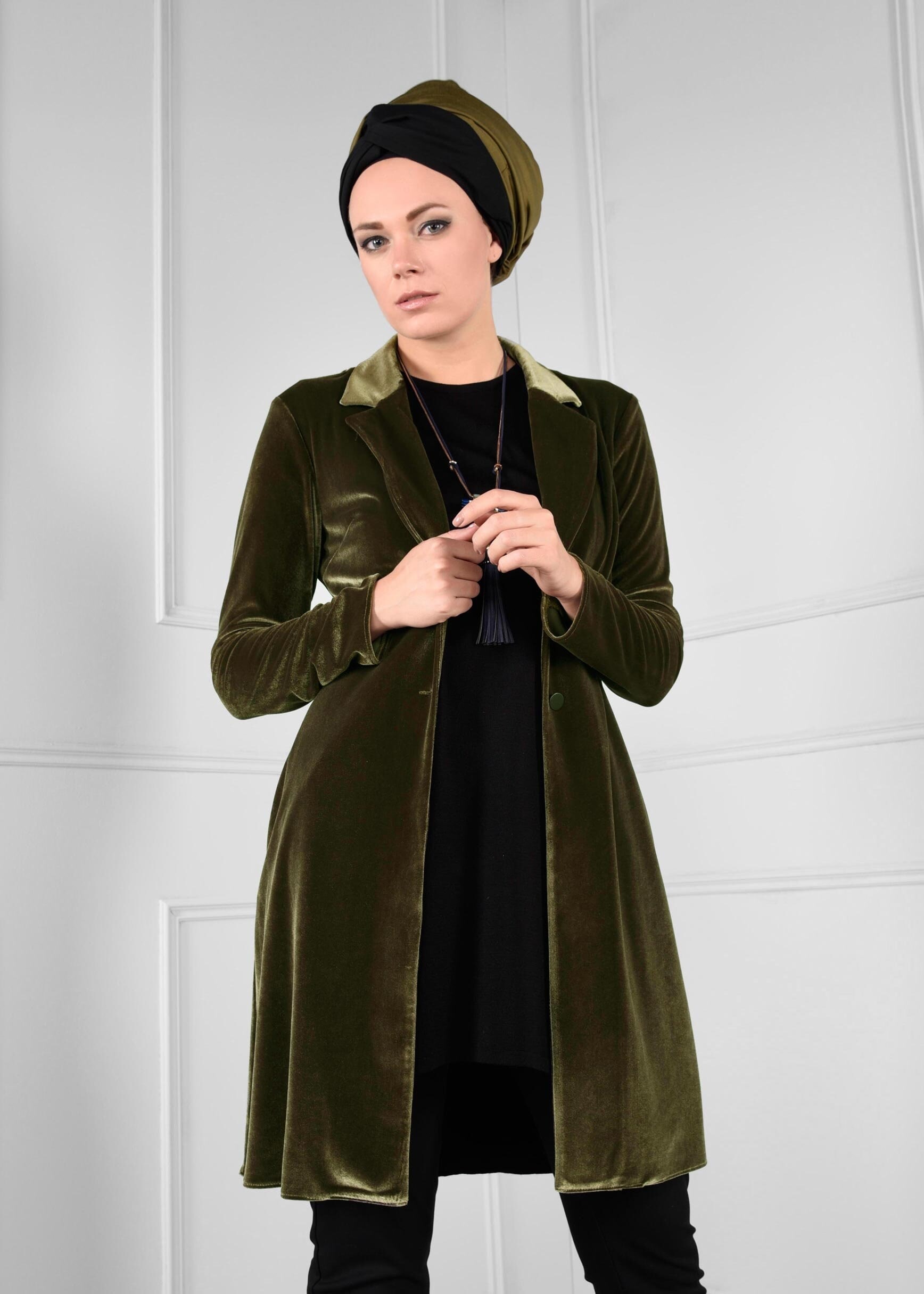 Tesettür giyim HAKİ DÜĞME DETAYLI KADİFE CEKET 4729