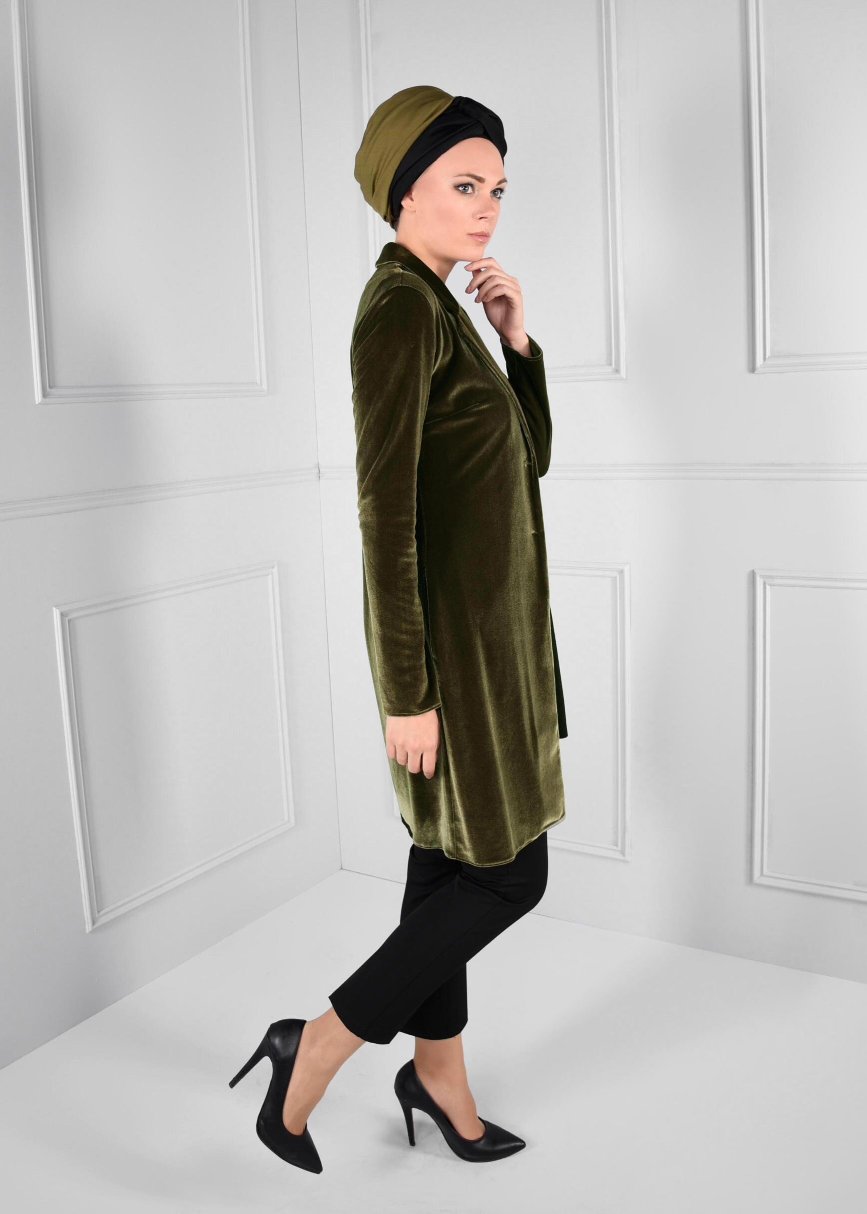 Tesettür giyim HAKİ DÜĞME DETAYLI KADİFE CEKET 4729