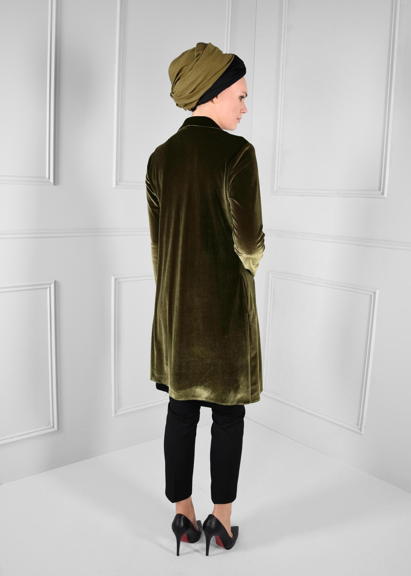 Tesettür giyim HAKİ DÜĞME DETAYLI KADİFE CEKET 4729