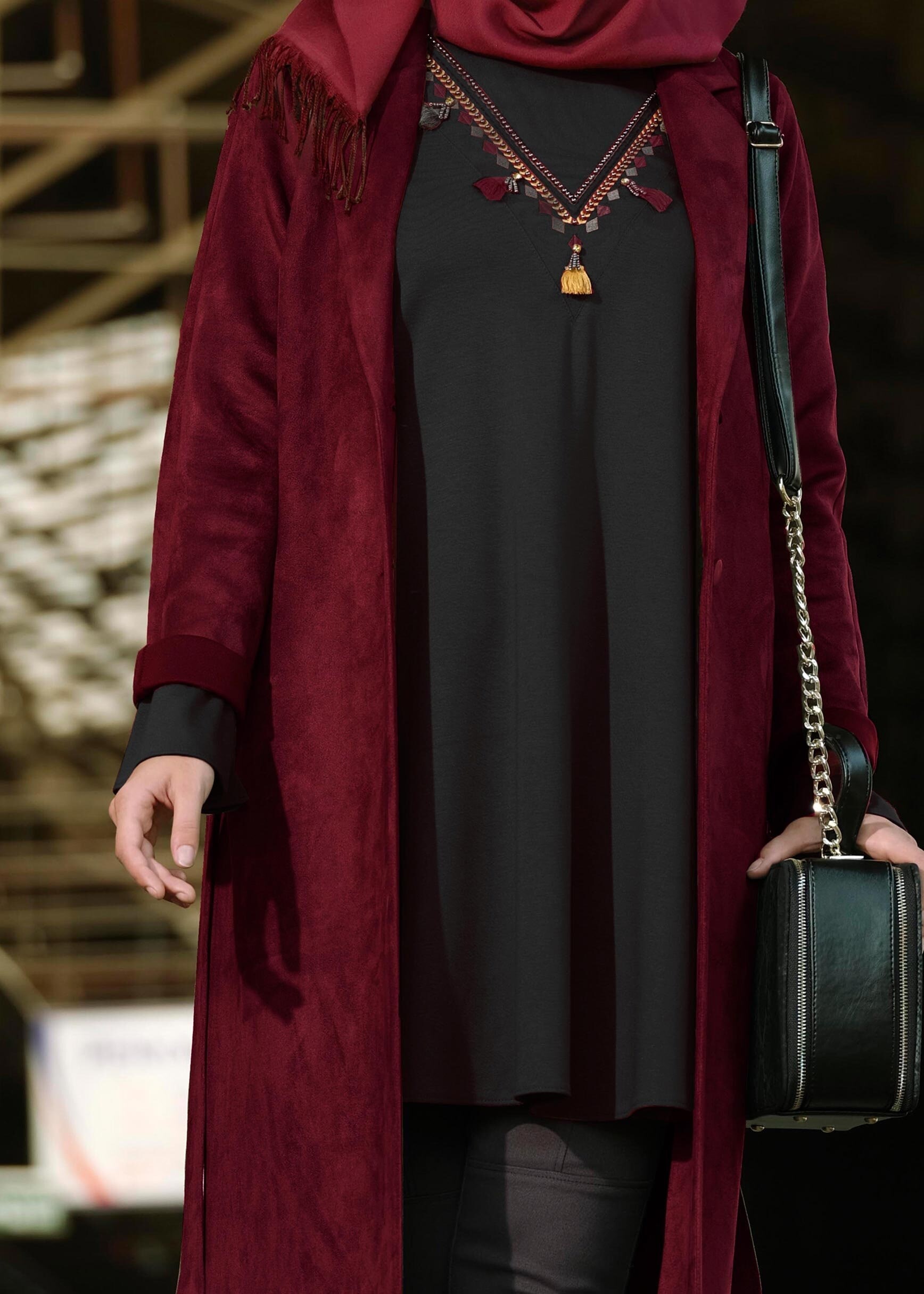 Tesettür giyim MÜRDÜM DÜĞMELİ SÜET CEKET  4777