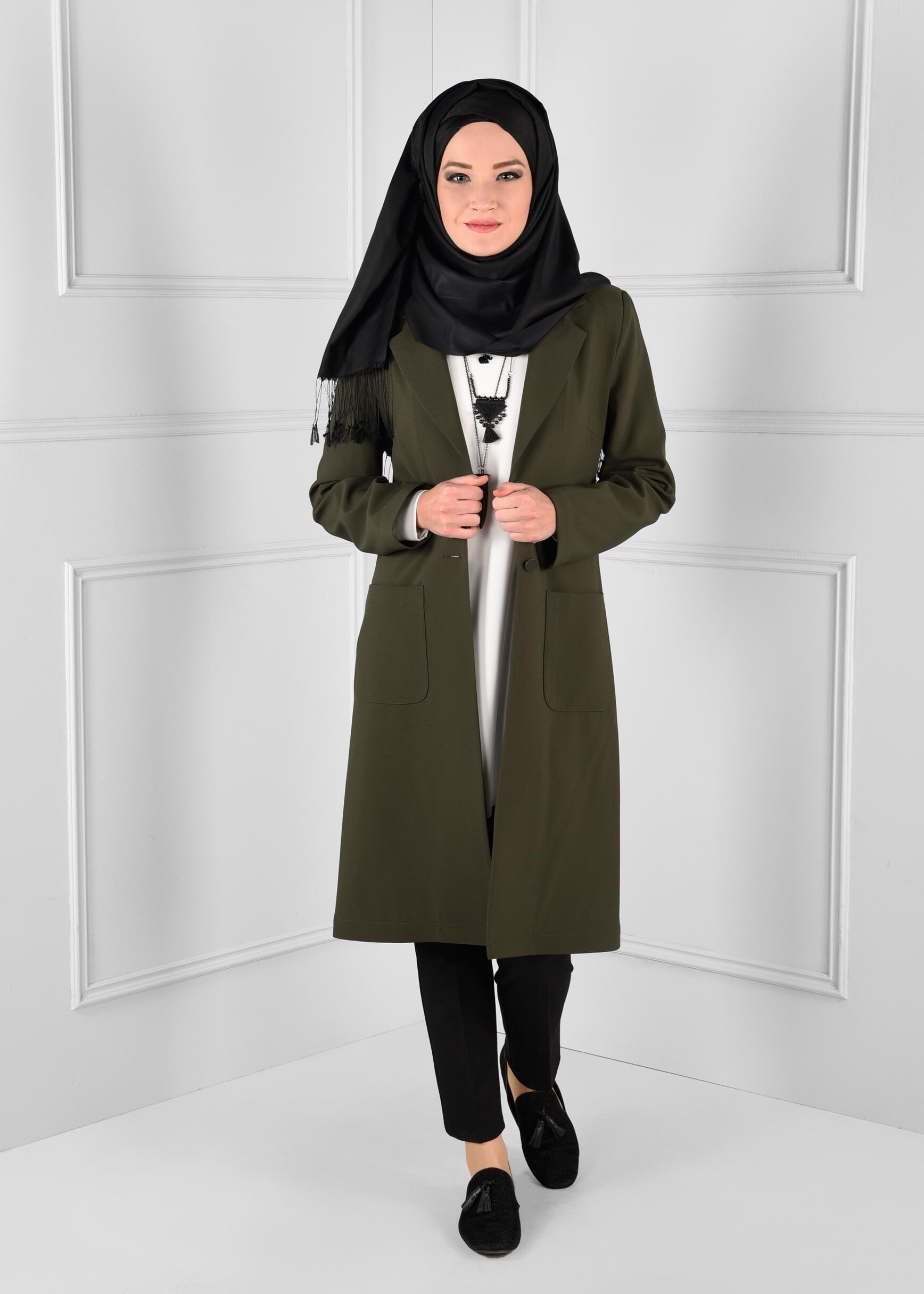 Tesettür giyim HAKİ CEPLİ DÜĞMELİ DÜZ KESİM CEKET 4800