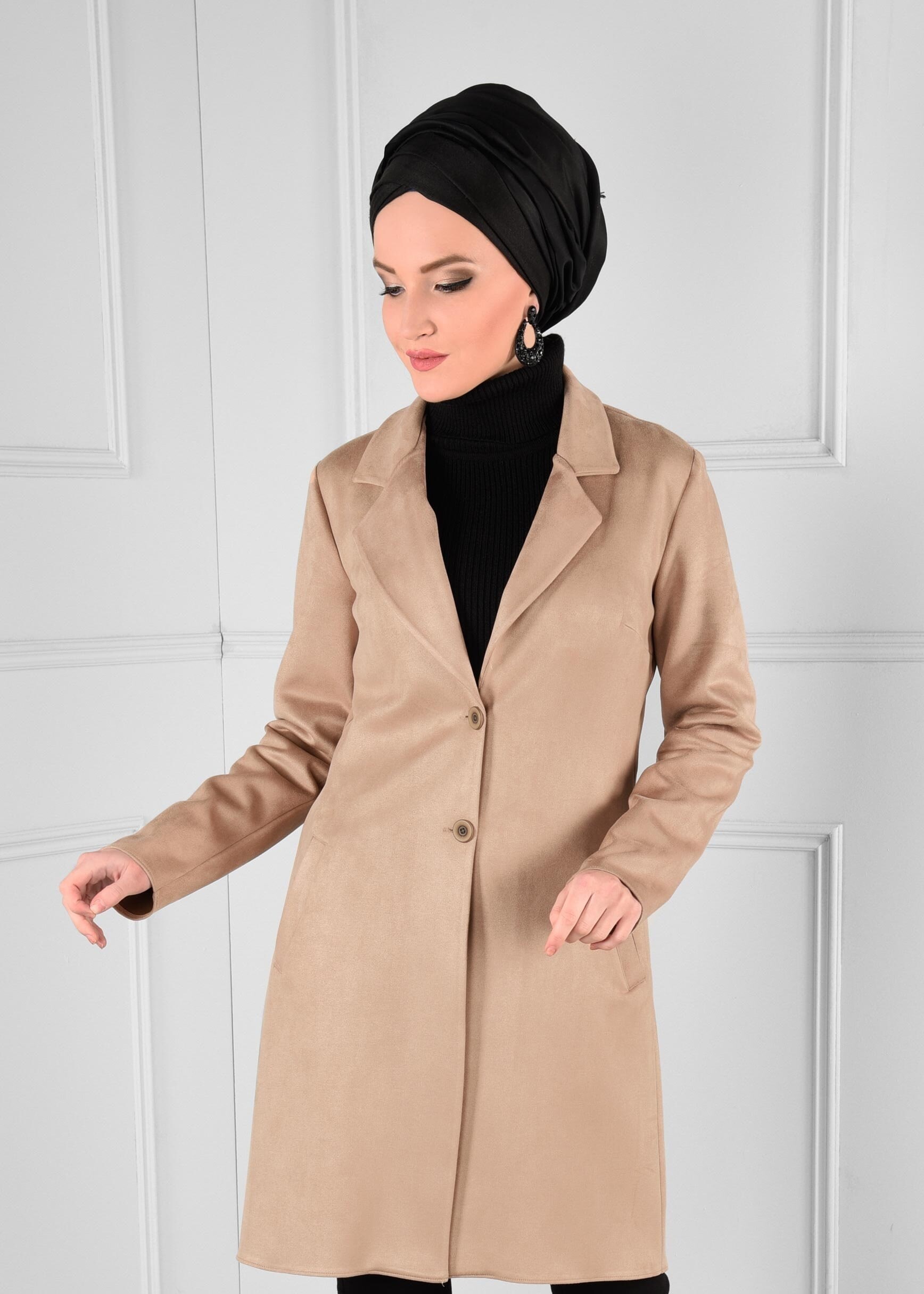 Tesettür giyim BEJ DÜĞMELİ CEPLİ SÜET CEKET 4820 