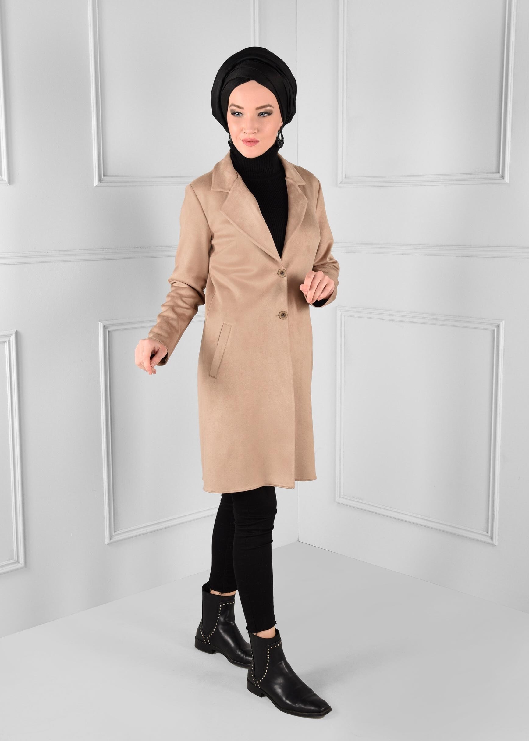 Tesettür giyim BEJ DÜĞMELİ CEPLİ SÜET CEKET 4820 