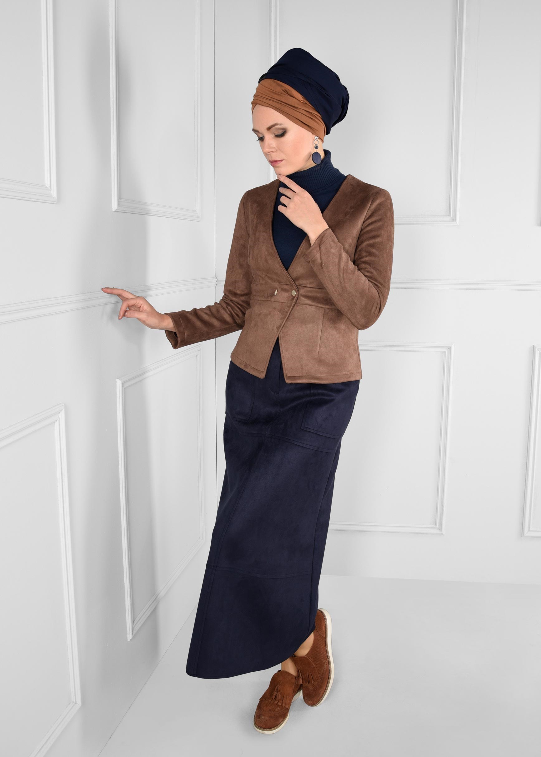 Tesettür giyim KAHVE ÇITÇITLI V YAKA SÜET CEKET 4824