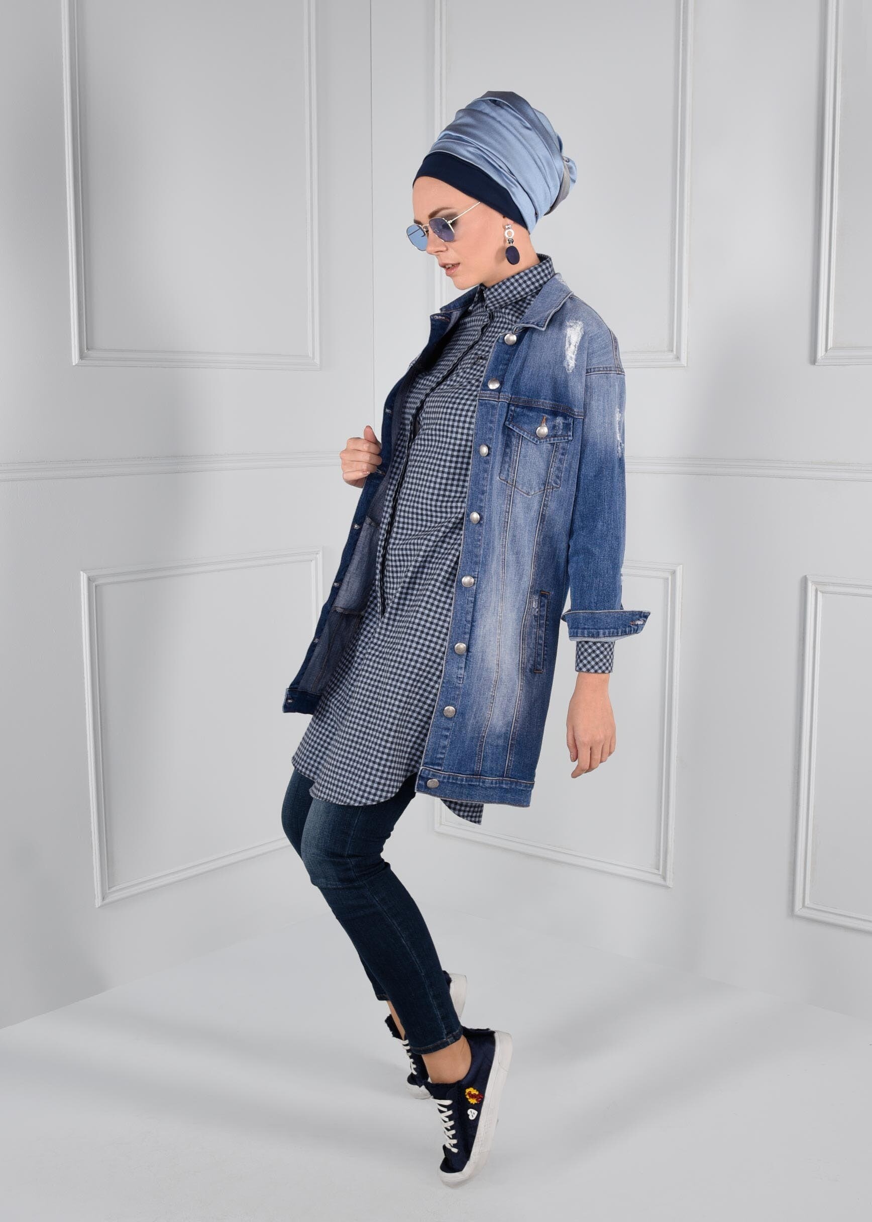 Tesettür giyim MAVİ TAŞLAMALI DENİM CEKET 4828