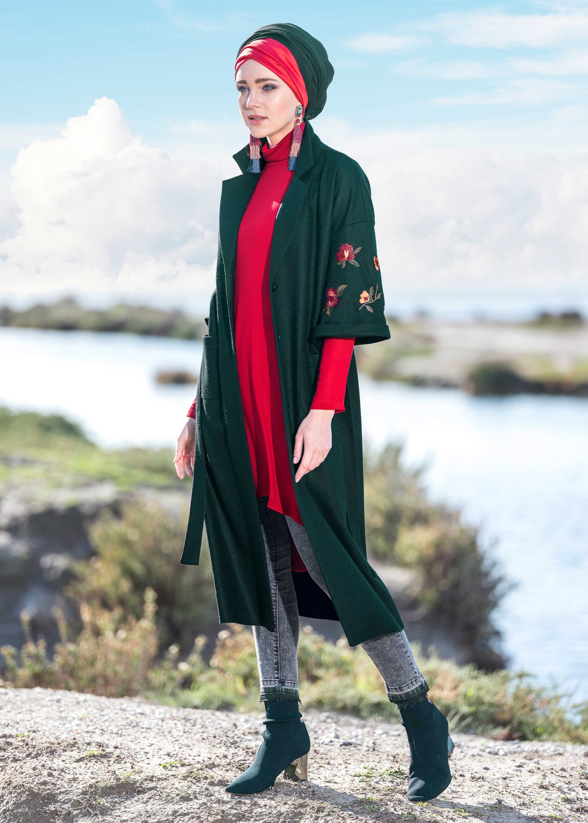 Vêtements hijab VERT VESTE À BRODÉE 4839 