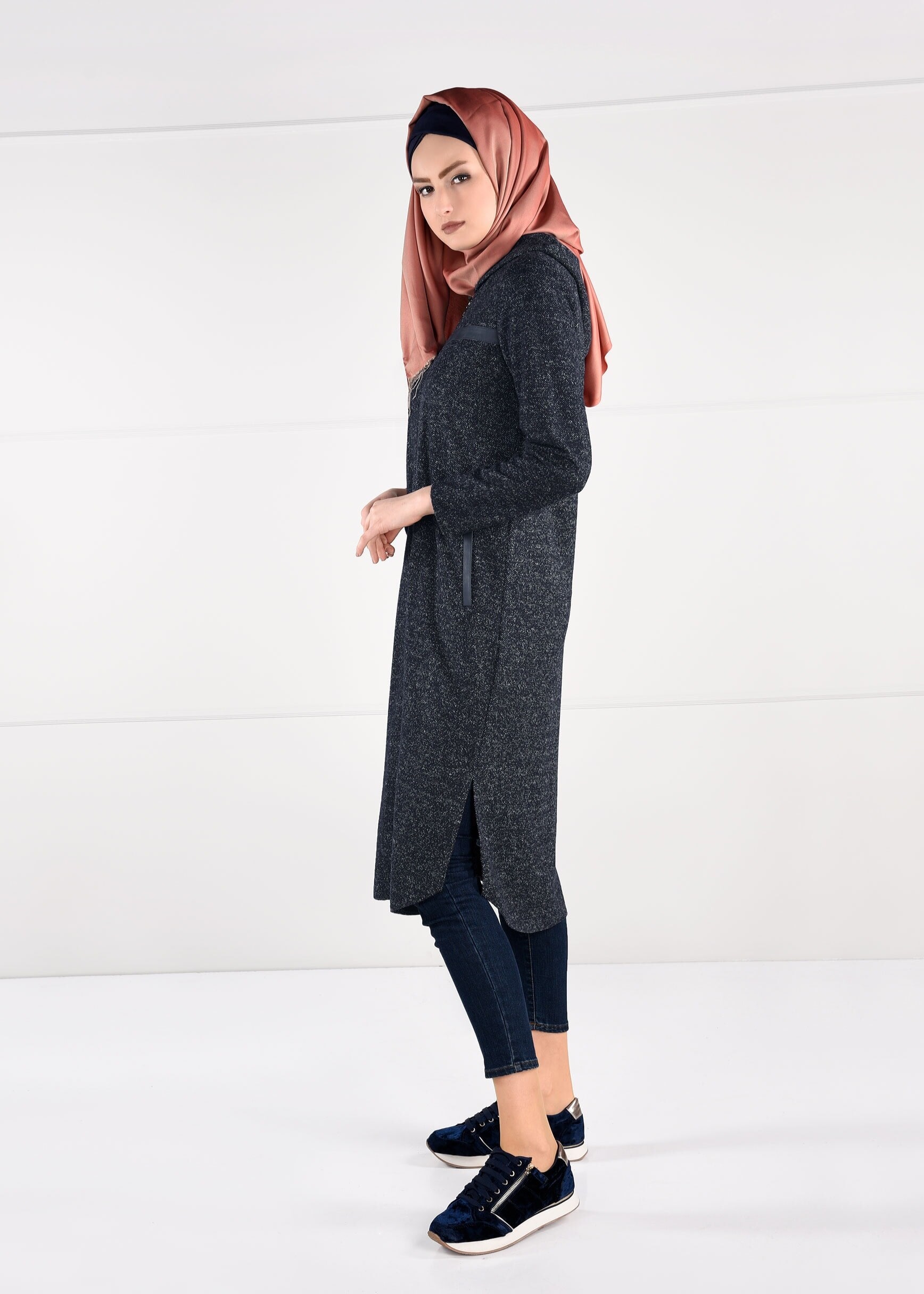Tesettür giyim LACİVERT KAPÜŞONLU CEPLİ CEKET 4863 