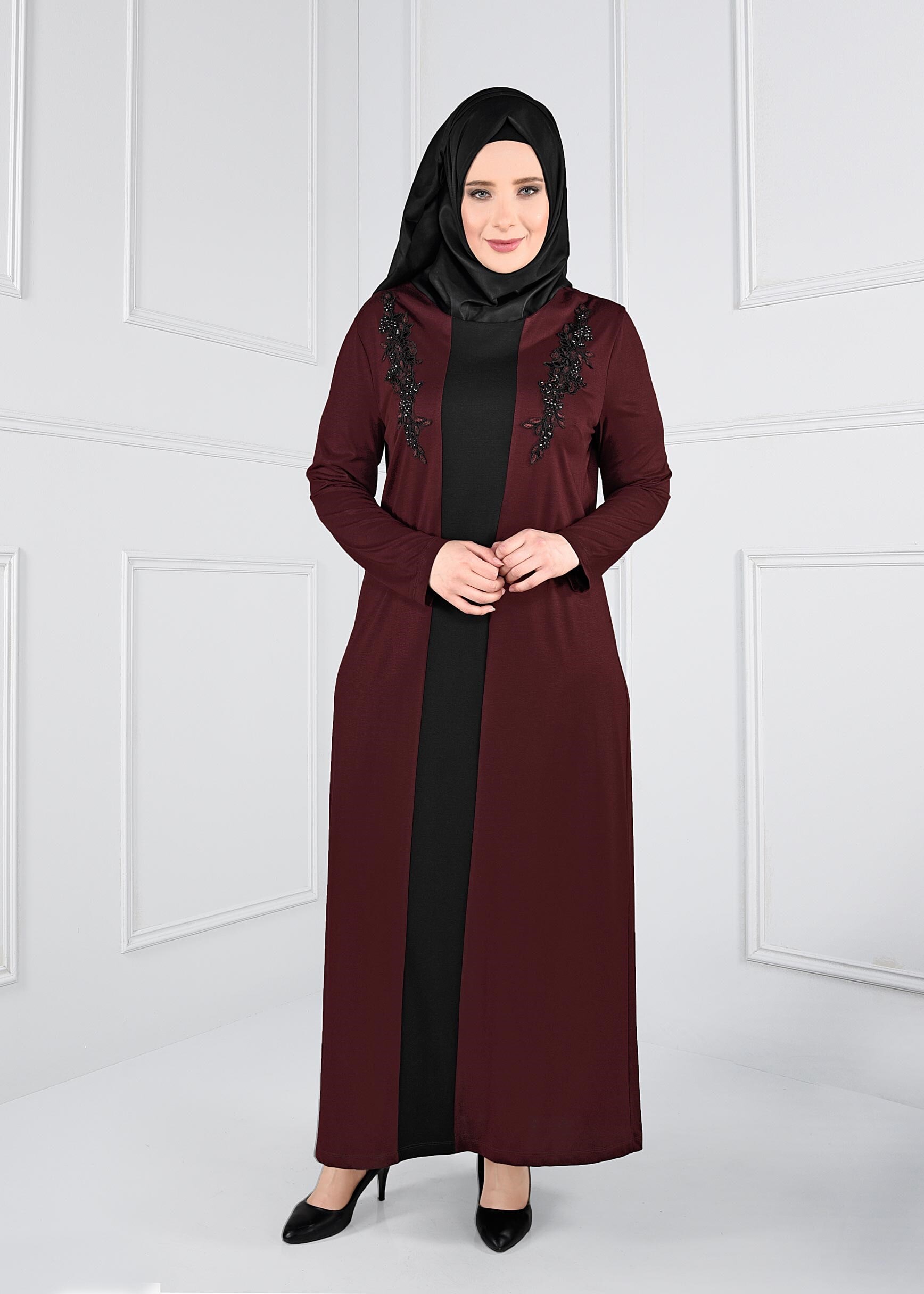 Tesettür giyim BORDO ORTASI ŞERİTLİ GÜPÜR BONCUK İŞLEMELİ ELBİSE 2742