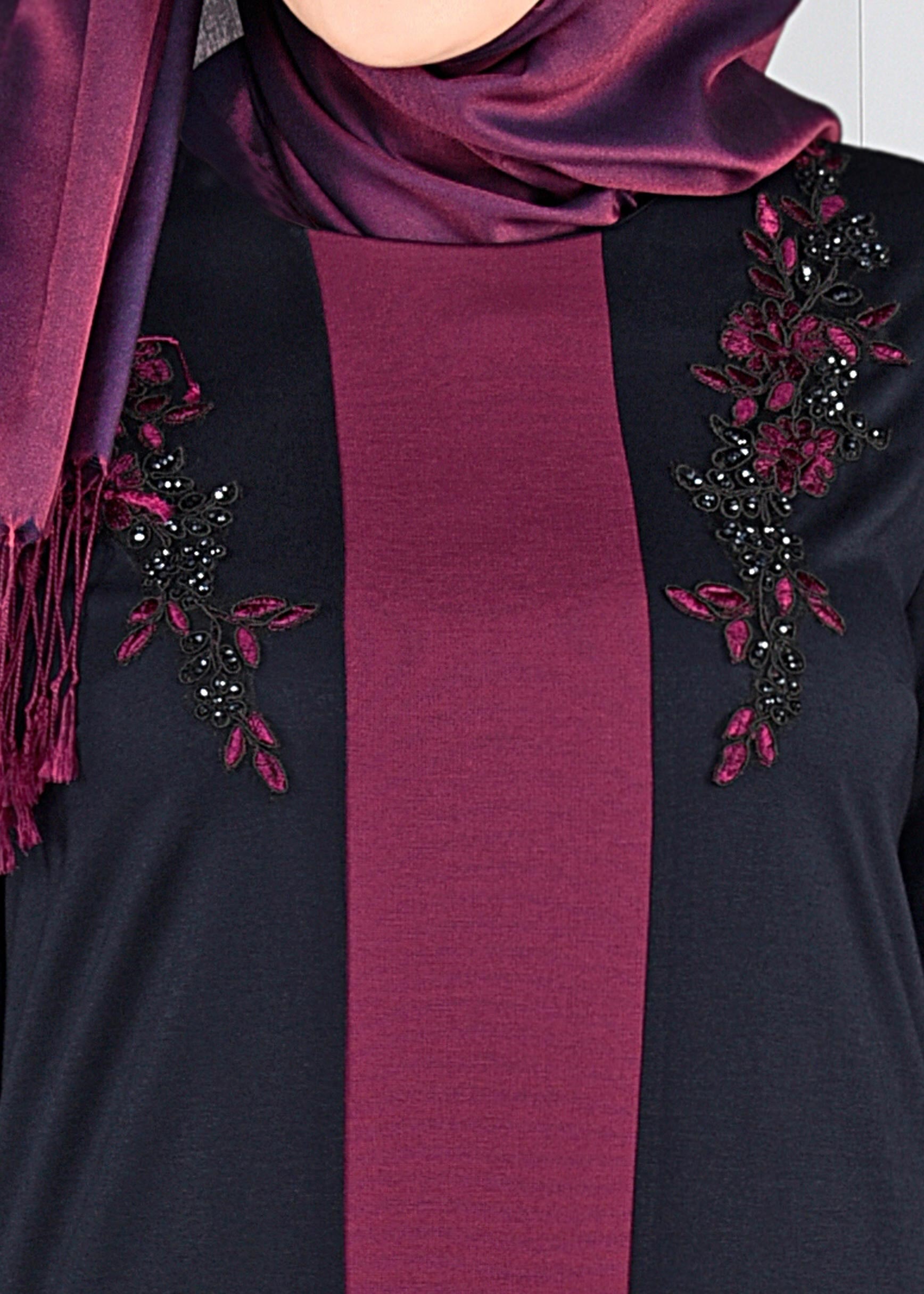 Tesettür giyim LACİVERT ORTASI ŞERİTLİ GÜPÜR BONCUK İŞLEMELİ ELBİSE 2742