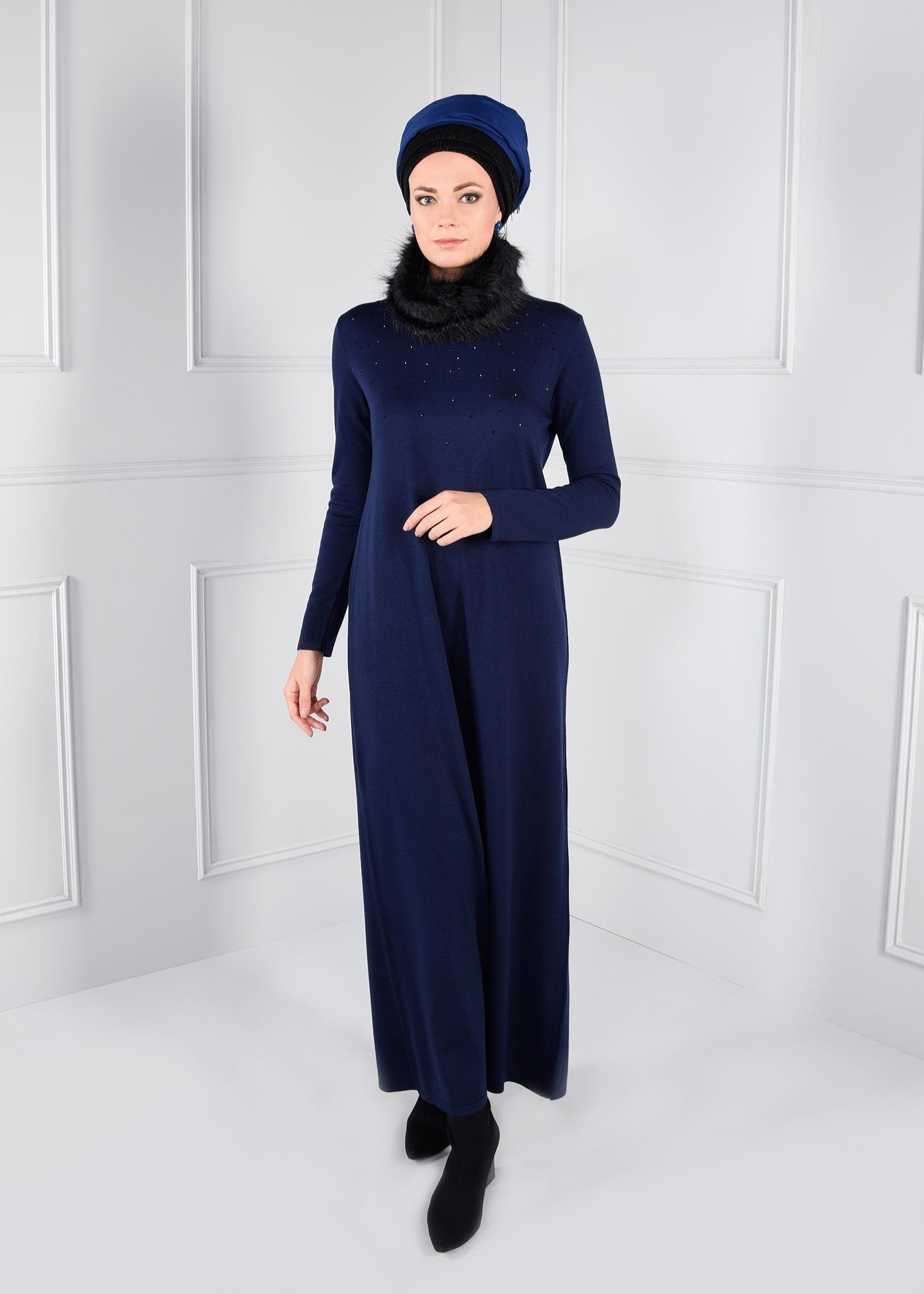 Tesettür giyim LACİVERT  TRİKO ELBİSE 4579