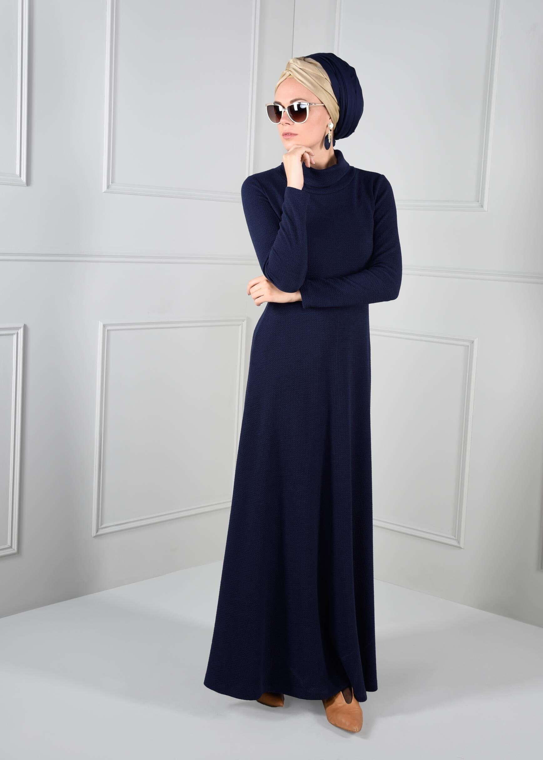 Tesettür giyim LACİVERT ŞAL YAKA KEMERLİ DÜZ ELBİSE 4614 