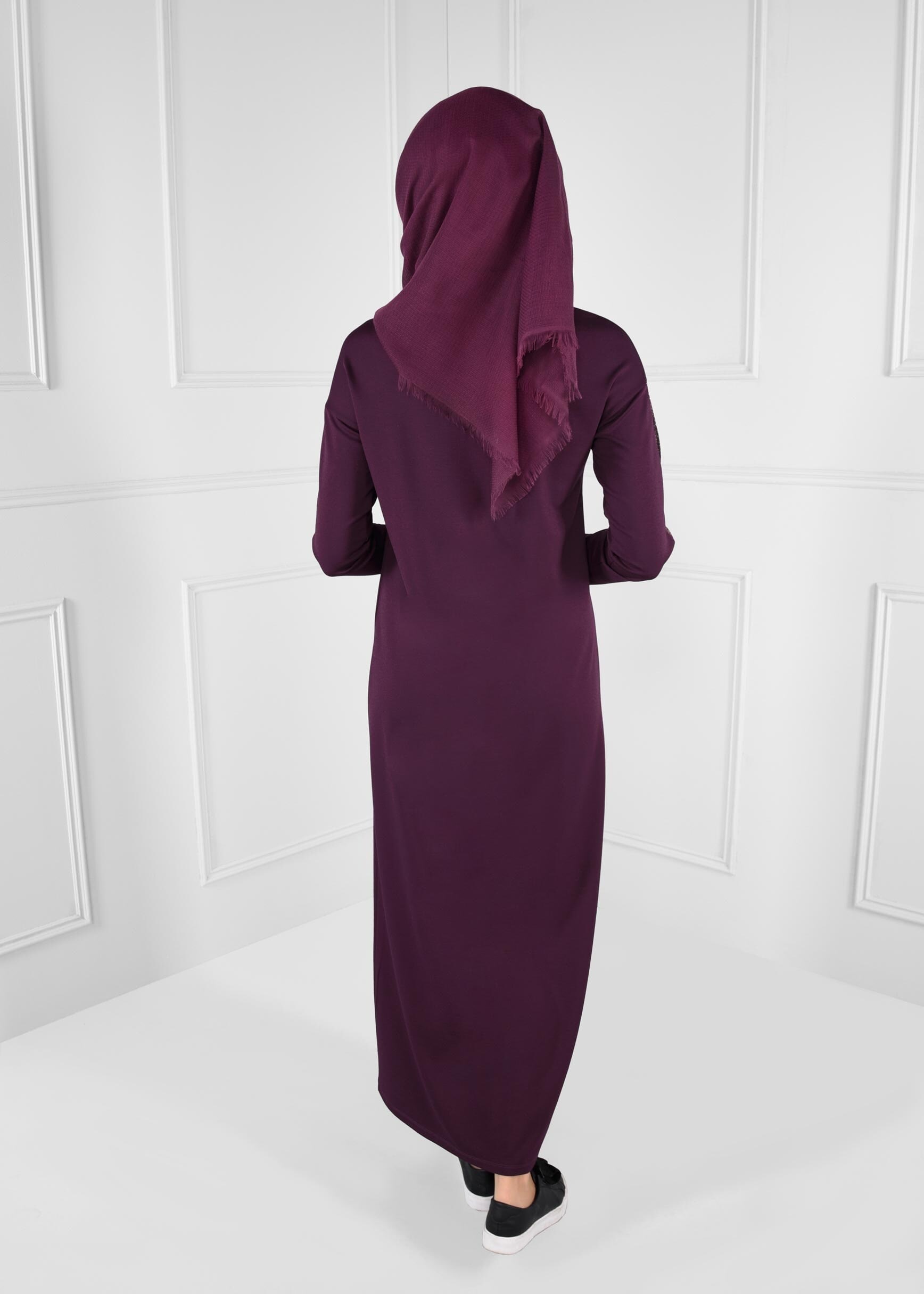 Tesettür giyim MOR KOLLARI SİMLİ BİYELİ CEPLİ SALAŞ KESİM ELBİSE 4626 