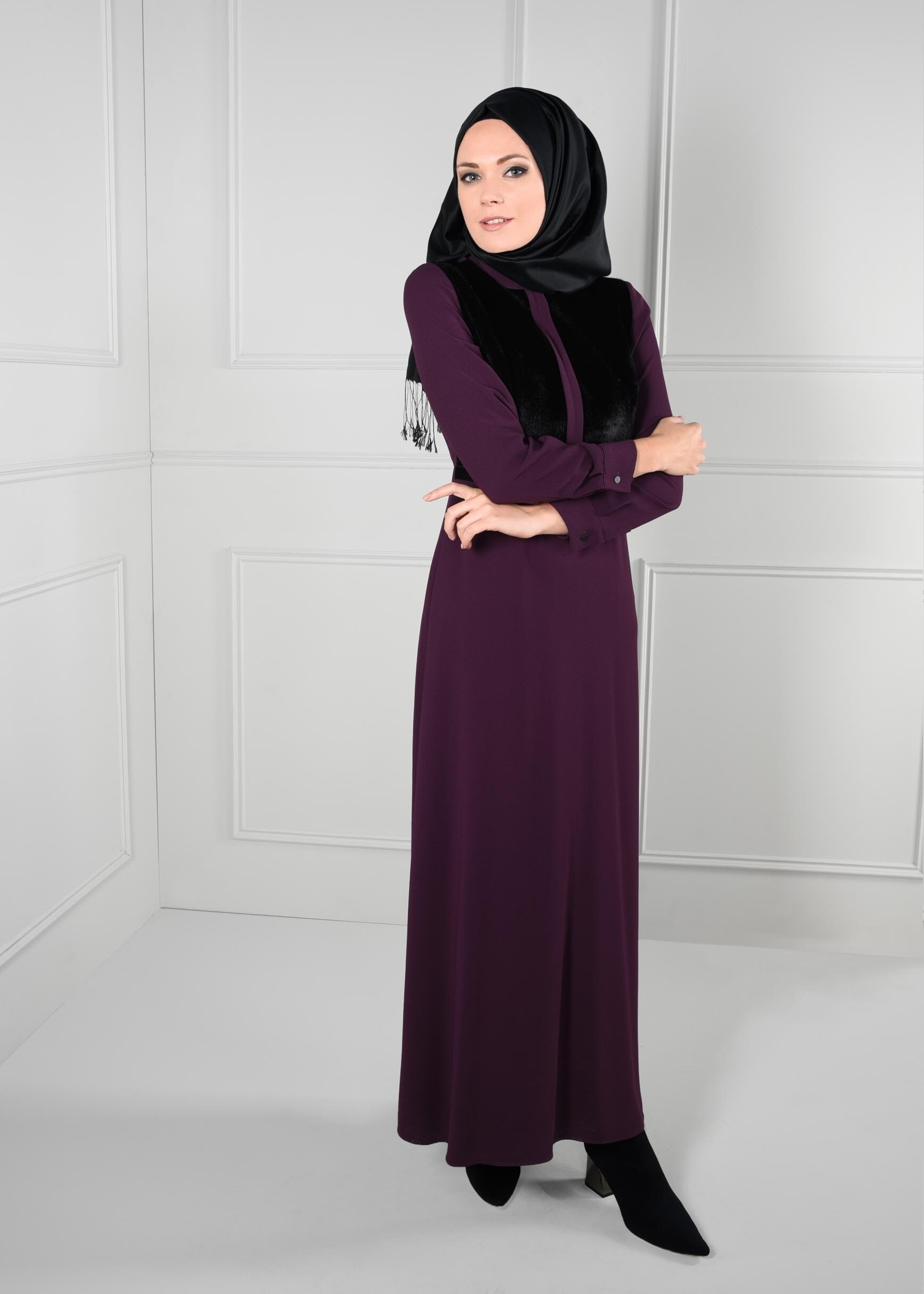 Tesettür giyim MOR KÜRK DETAYLI ELBİSE 4630 