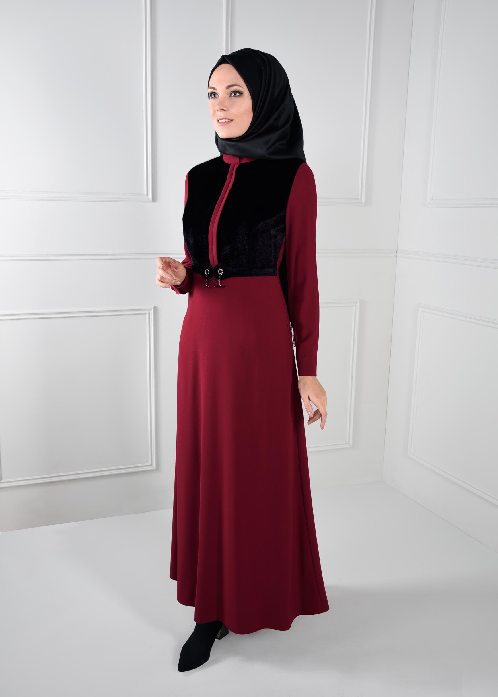 Tesettür giyim BORDO KÜRK DETAYLI ELBİSE 4630 
