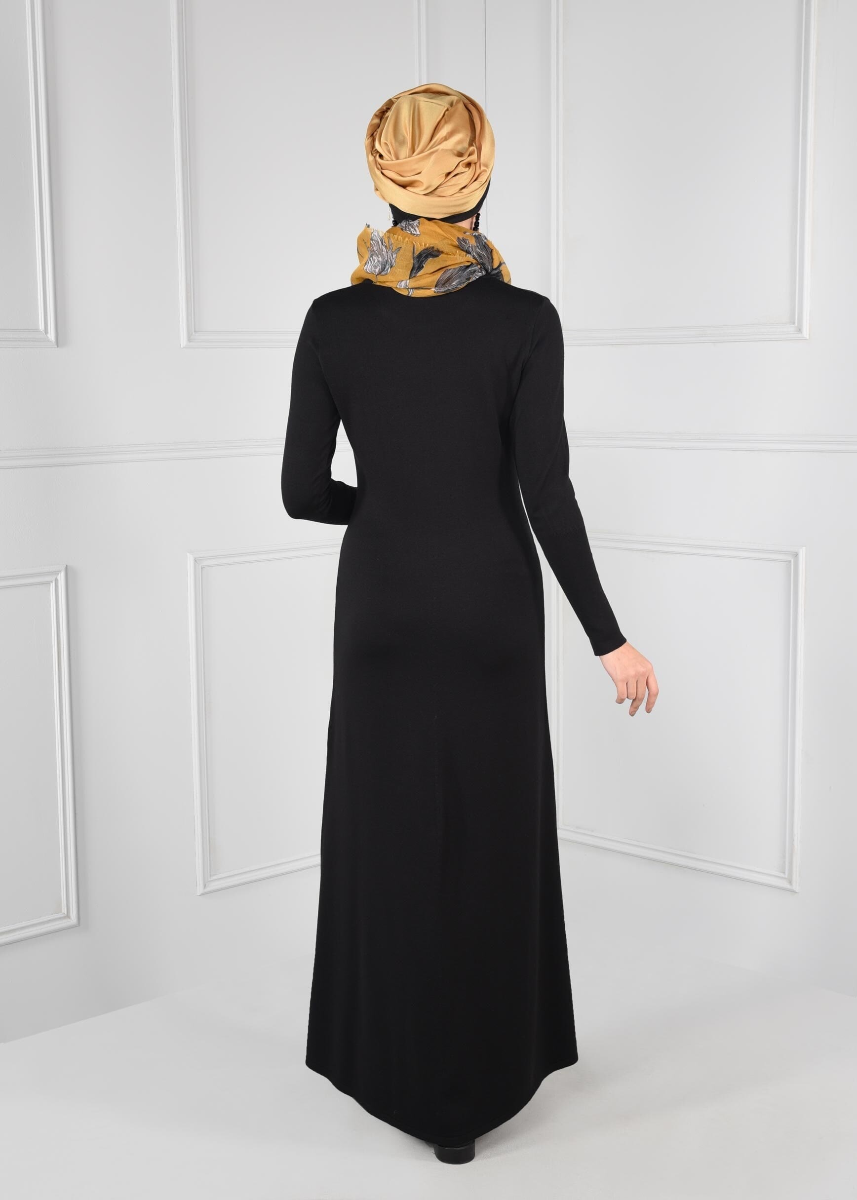 Tesettür giyim SİYAH BİSİKLET YAKA TRİKO ELBİSE 4633