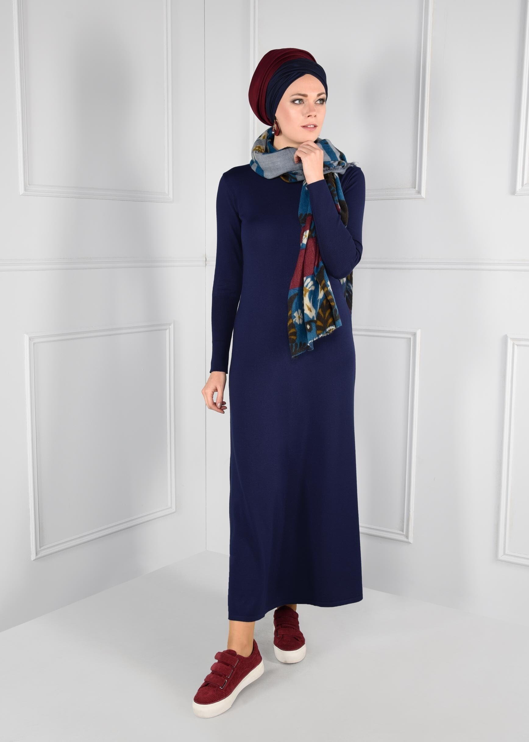 Tesettür giyim LACİVERT BİSİKLET YAKA TRİKO ELBİSE 4633