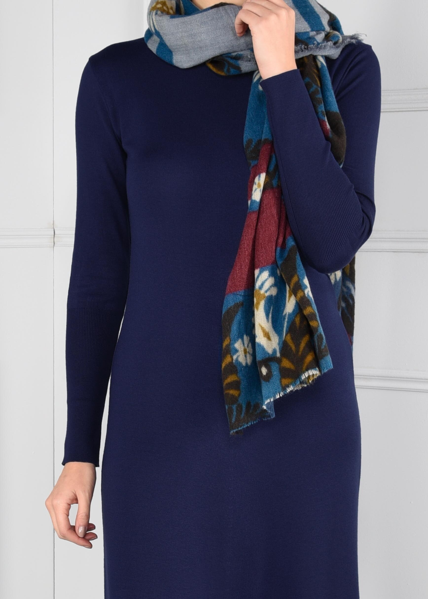 Tesettür giyim LACİVERT BİSİKLET YAKA TRİKO ELBİSE 4633