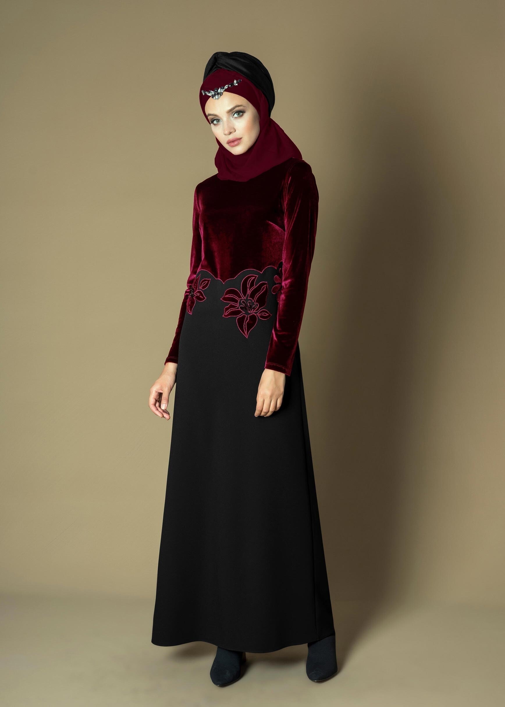 Tesettür giyim BORDO ÇİFT RENK ÇİÇEK NAKIŞLI ELBİSE 4667